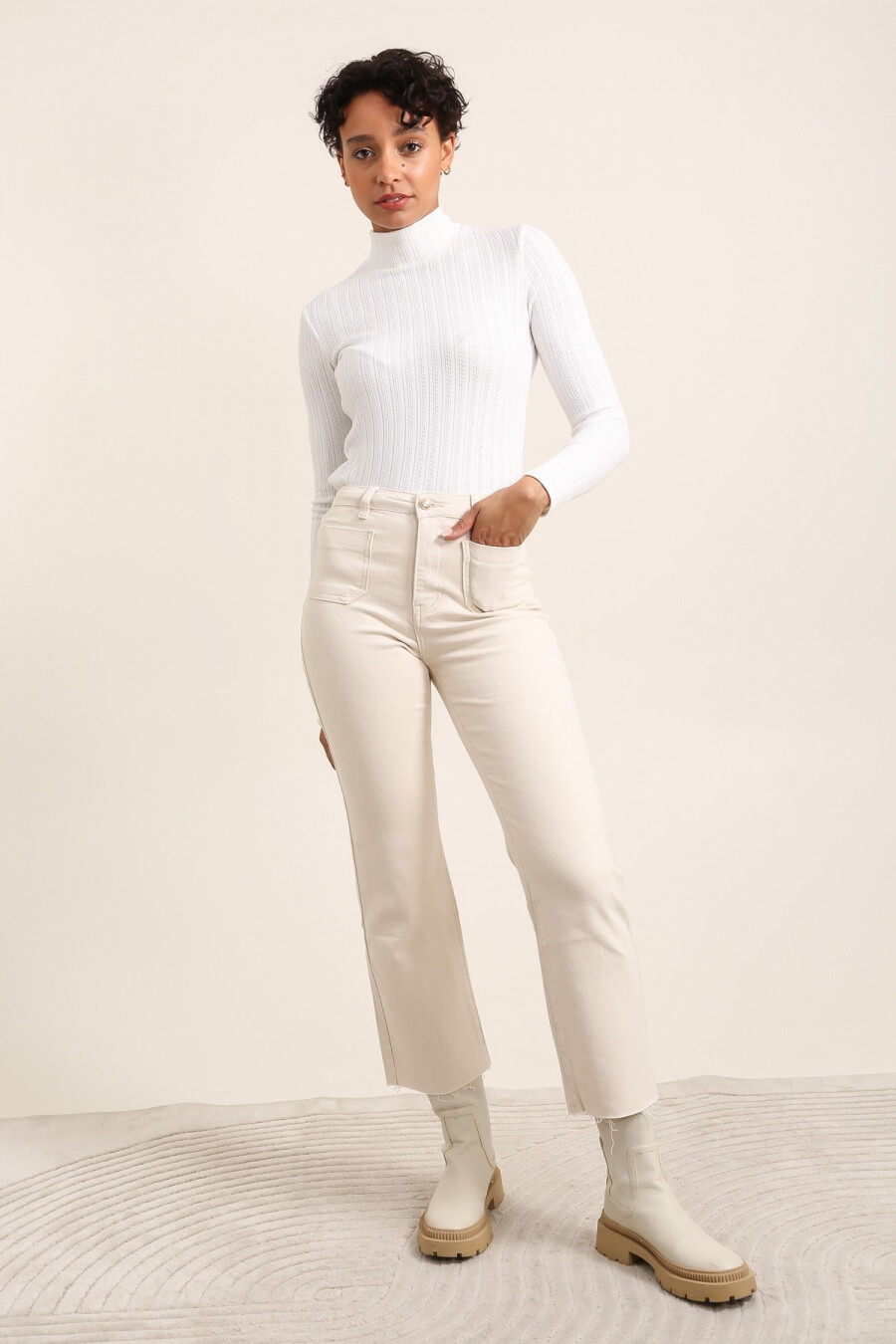 Wholesaler HELLO MISS - Cropped straight jeans
