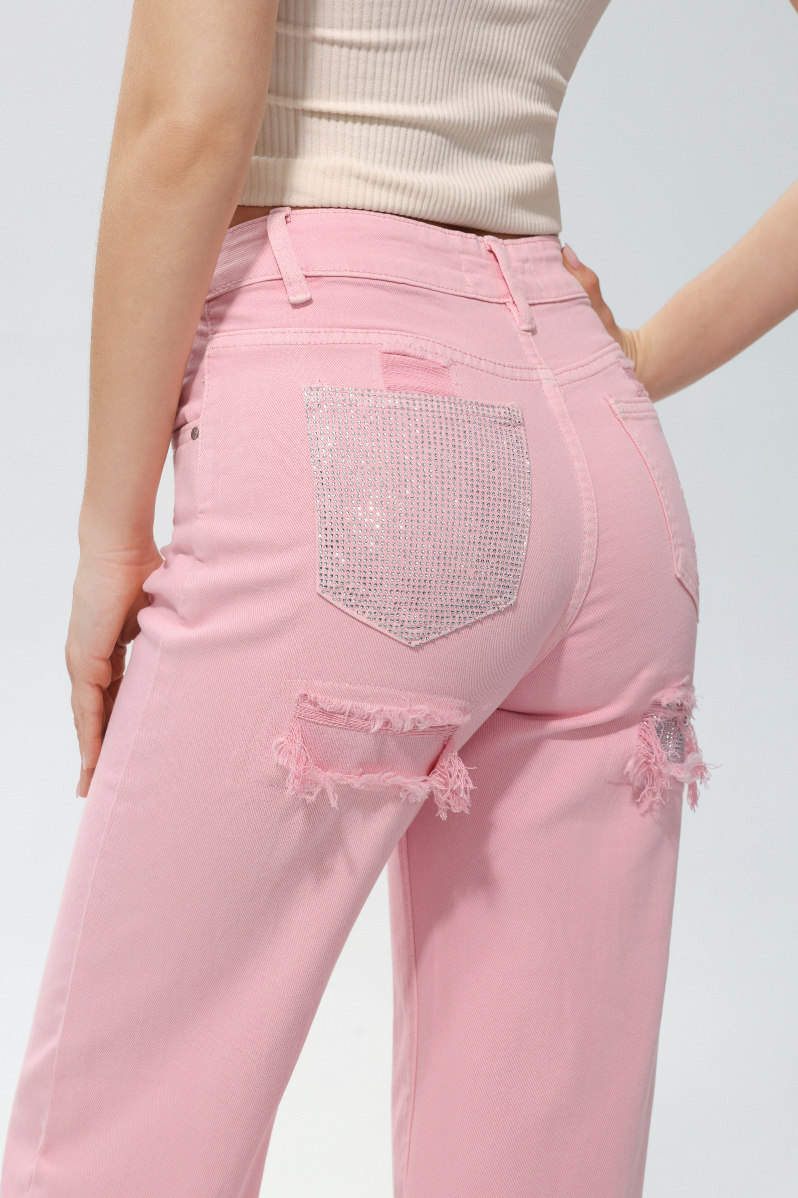 Grossiste HELLO MISS - Pantalon déchiré à l'arrière, avec strass
