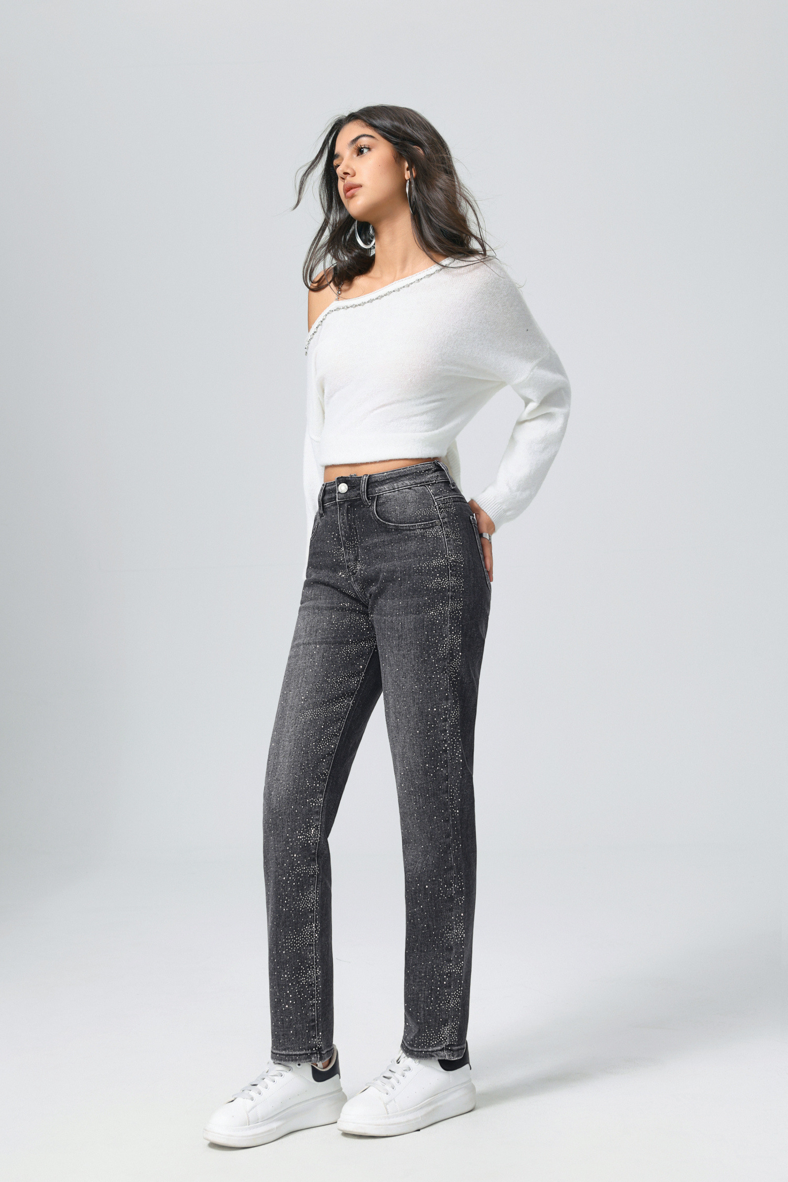 Mayorista HELLO MISS - Jeans mom fit con strass