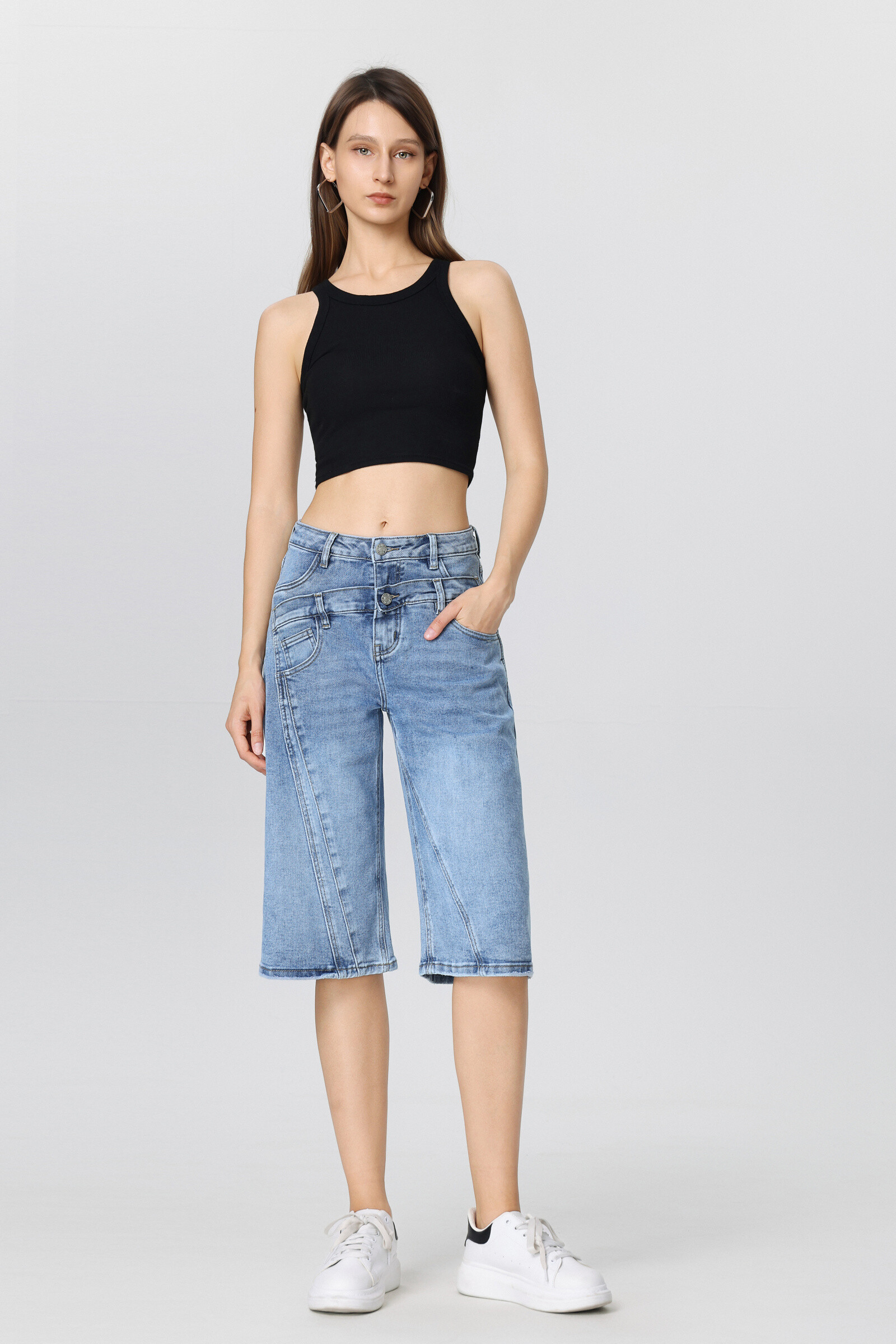 Grossiste HELLO MISS - Bermuda en jean double ceinture