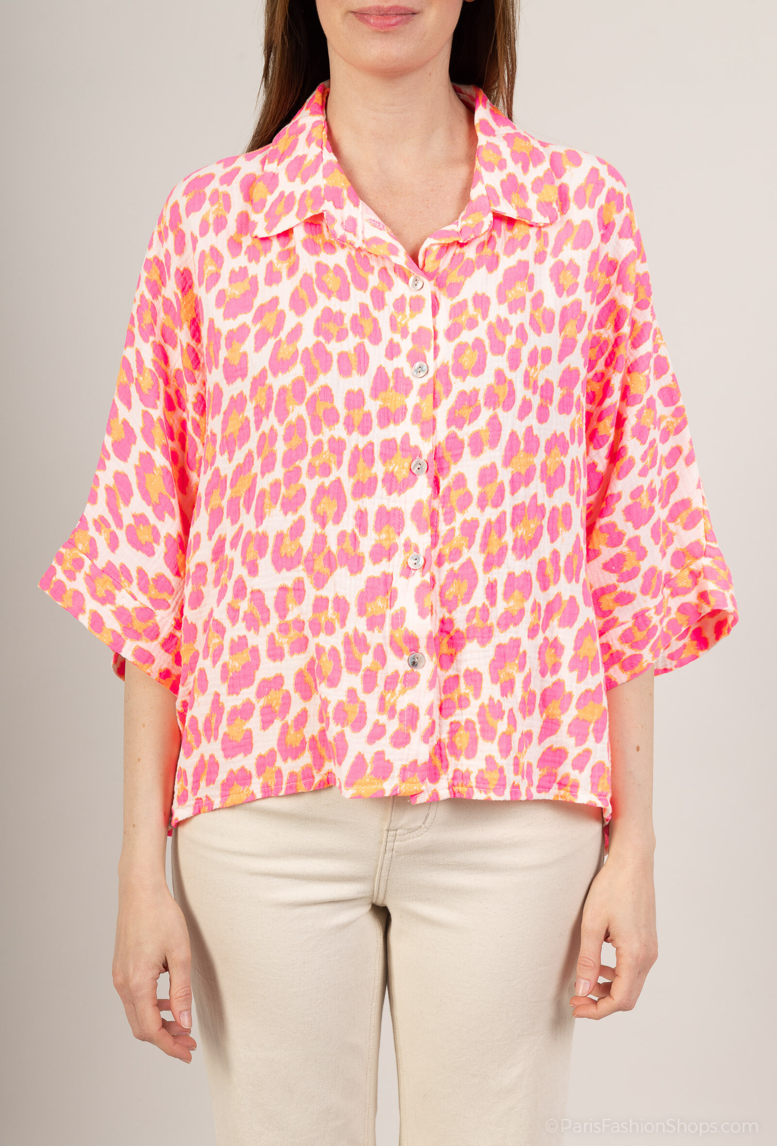 Wholesaler HÉRA - Short short sleeve shirt printed leopard printed