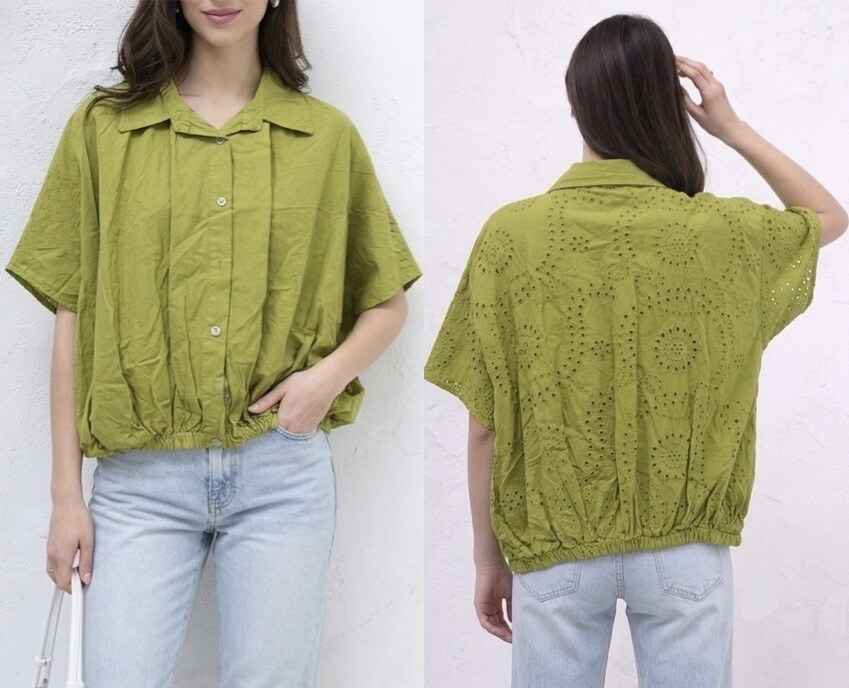 Wholesaler HERYA - Sleeveless shirt with English embroidery on the back