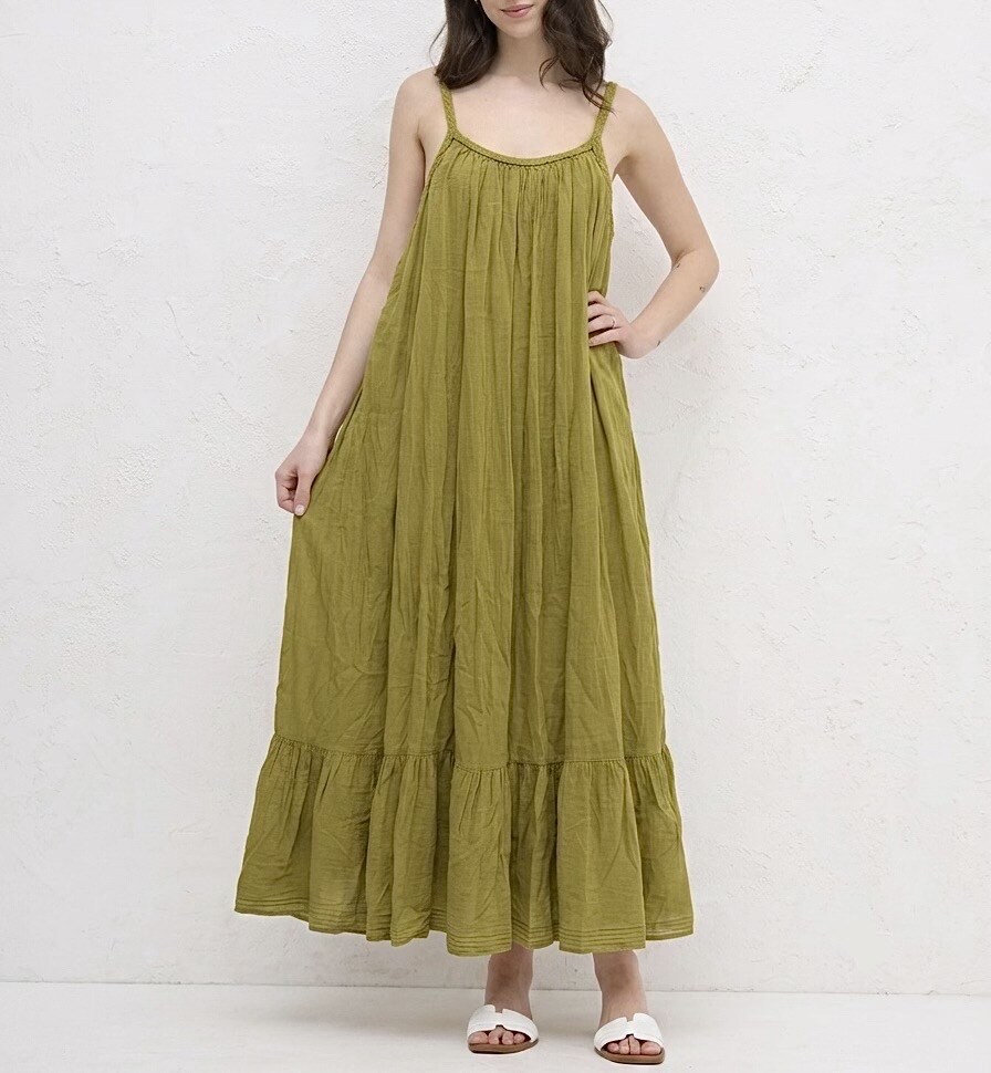 Wholesaler HERYA - Long bohemian dress with rounded neckline and thin braided straps