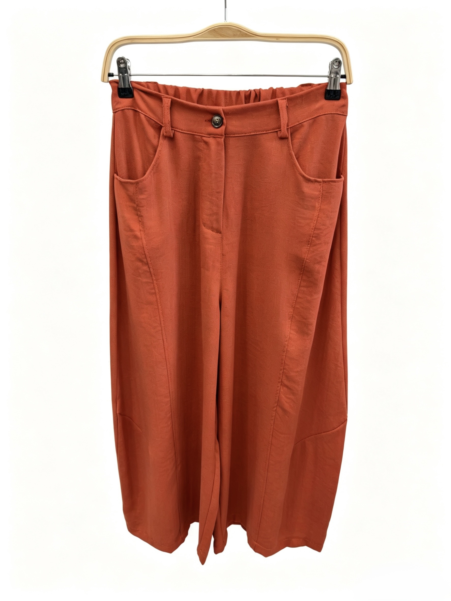 Wholesaler HF Fashion - Balloon pants with button and zip closure, elastic waistband at the back, front seams and front pockets