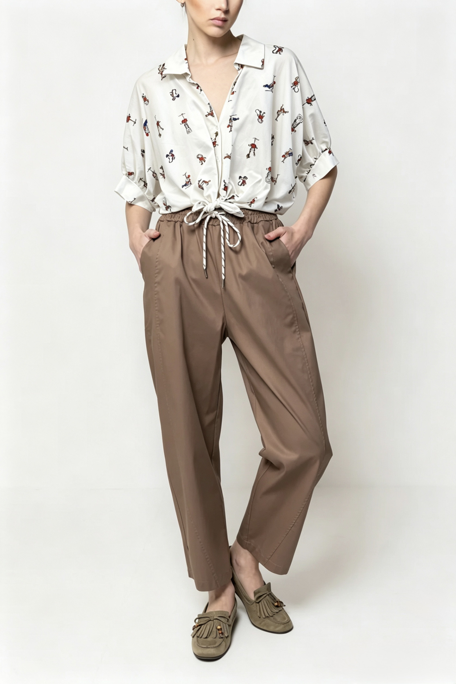 Mayorista HF Fashion - Camisa oversize con estampado, cuello clásico y mangas tres cuartos