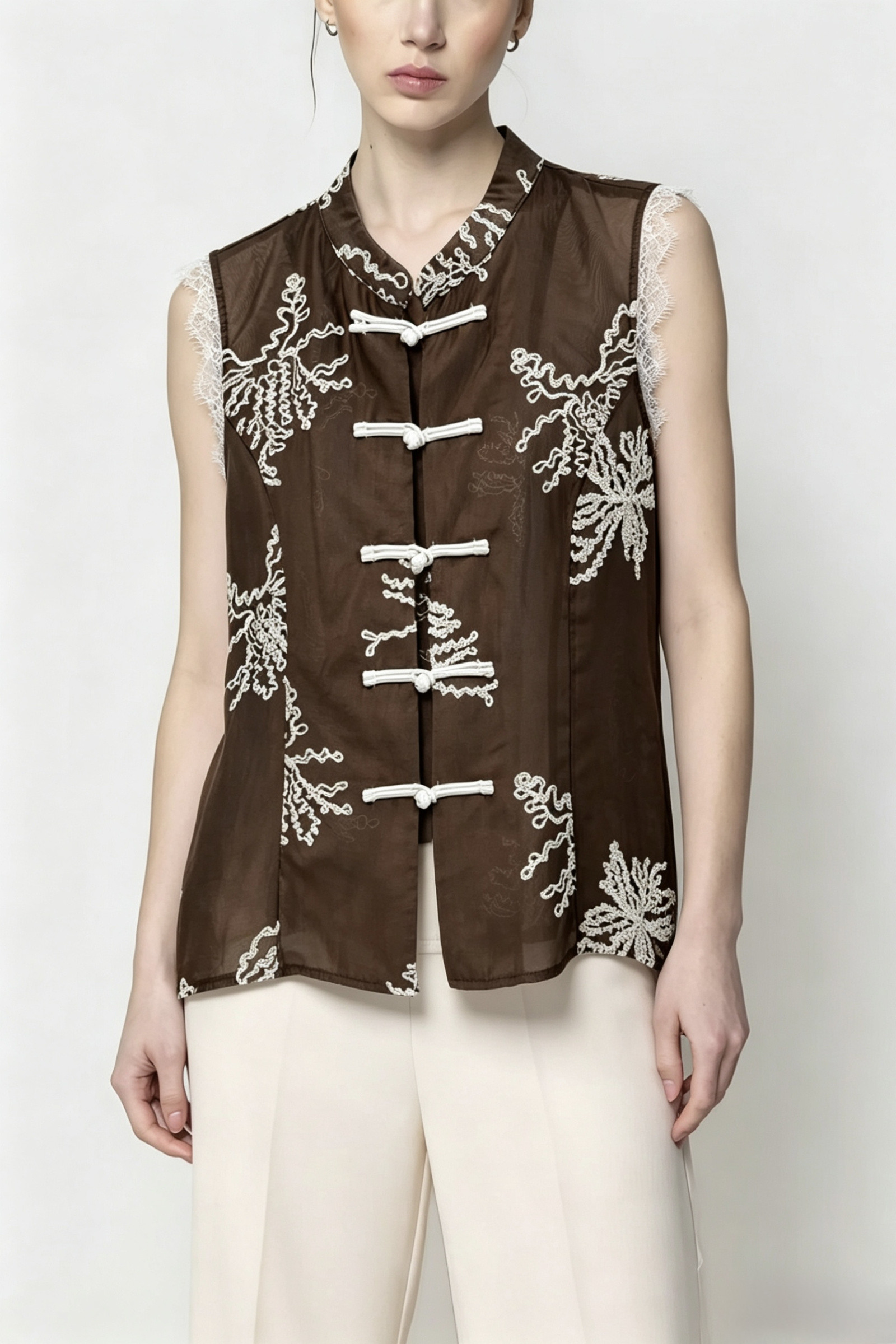 Wholesaler HF Fashion - Semi-transparent toggle top with lace embroidery