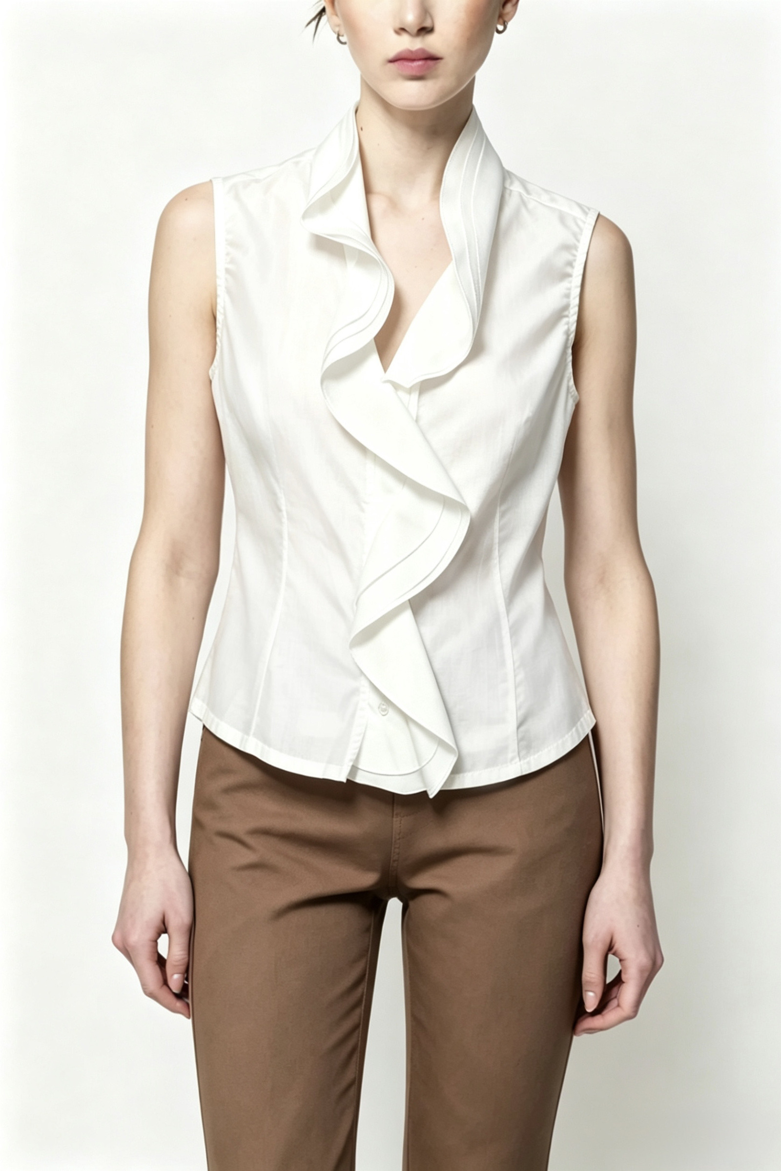 Wholesaler HF Fashion - Sleeveless fitted blouse with ruffled collar and front buttons