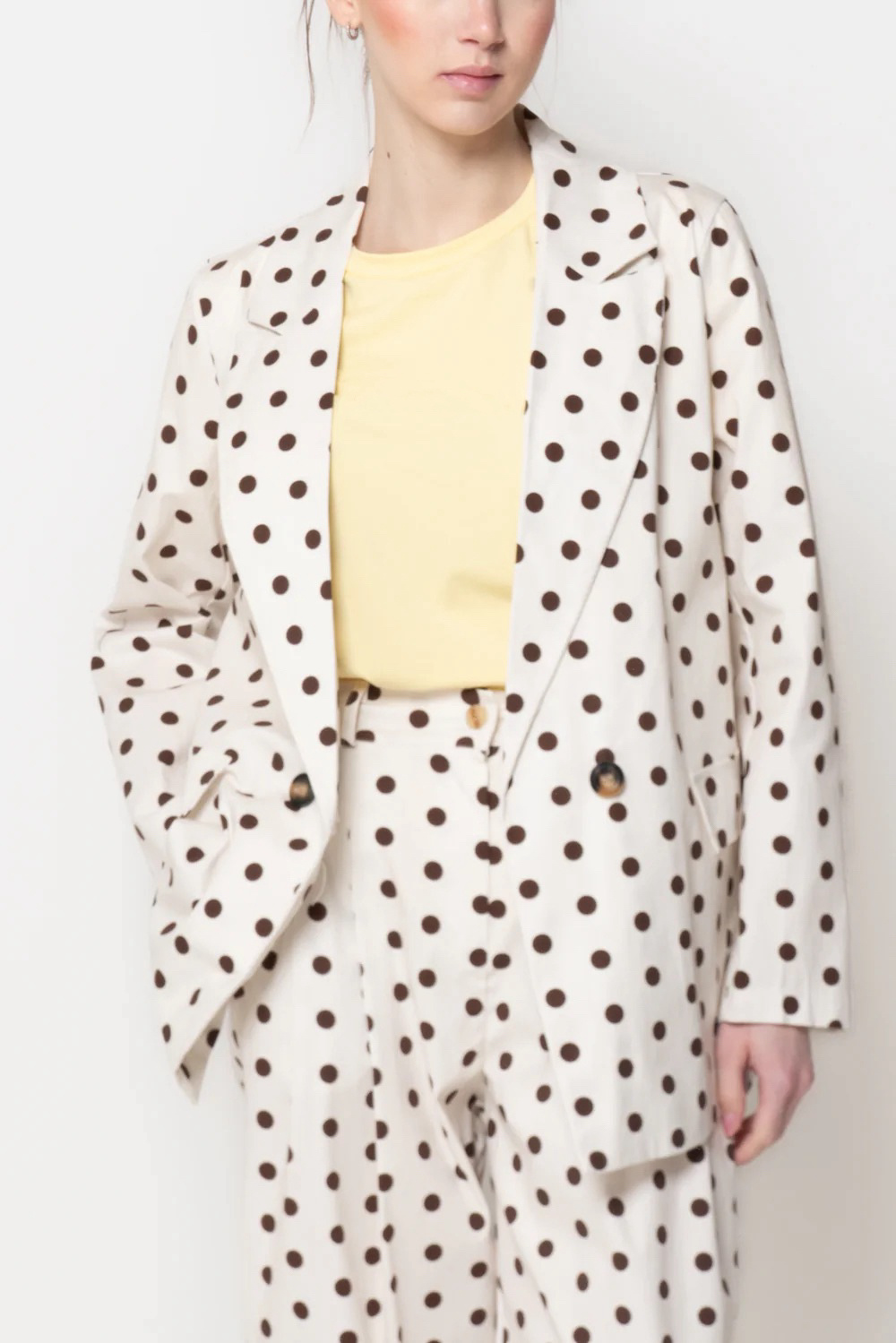 Mayorista HF Fashion - Chaqueta de lunares cruzada con solapa de muesca y bolsillos delanteros con solapa