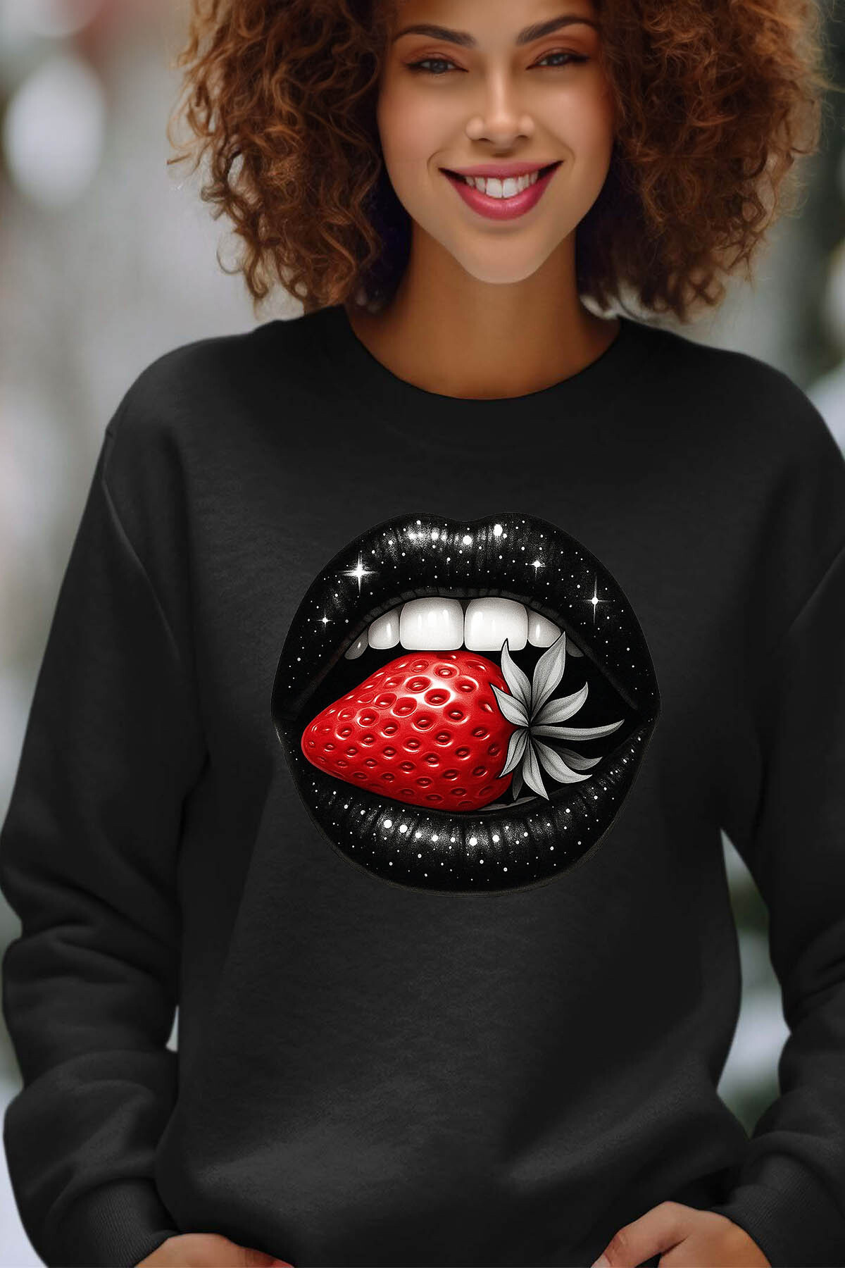 Grossista I.A.L.D FRANCE - Strawberry Mouth - Felpa per collo rotondo femminile