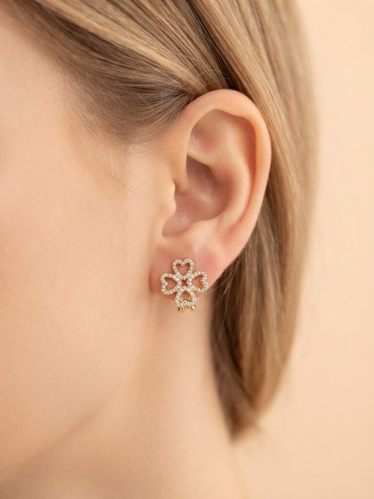 Grossiste I.L JOLI B - Boucle d'oreille clip trèfle en acier inoxydable