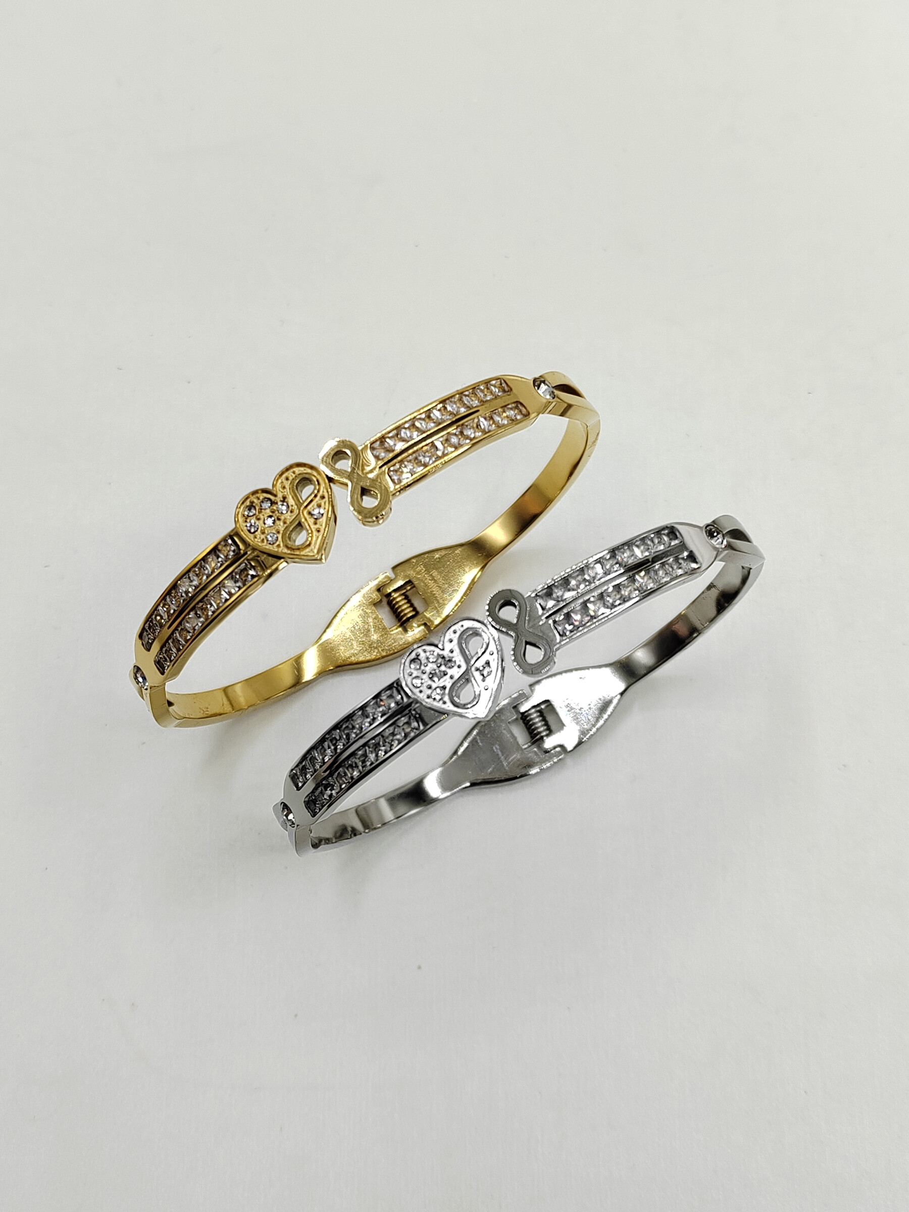 Wholesaler I.L JOLI B - Stainless steel cuff