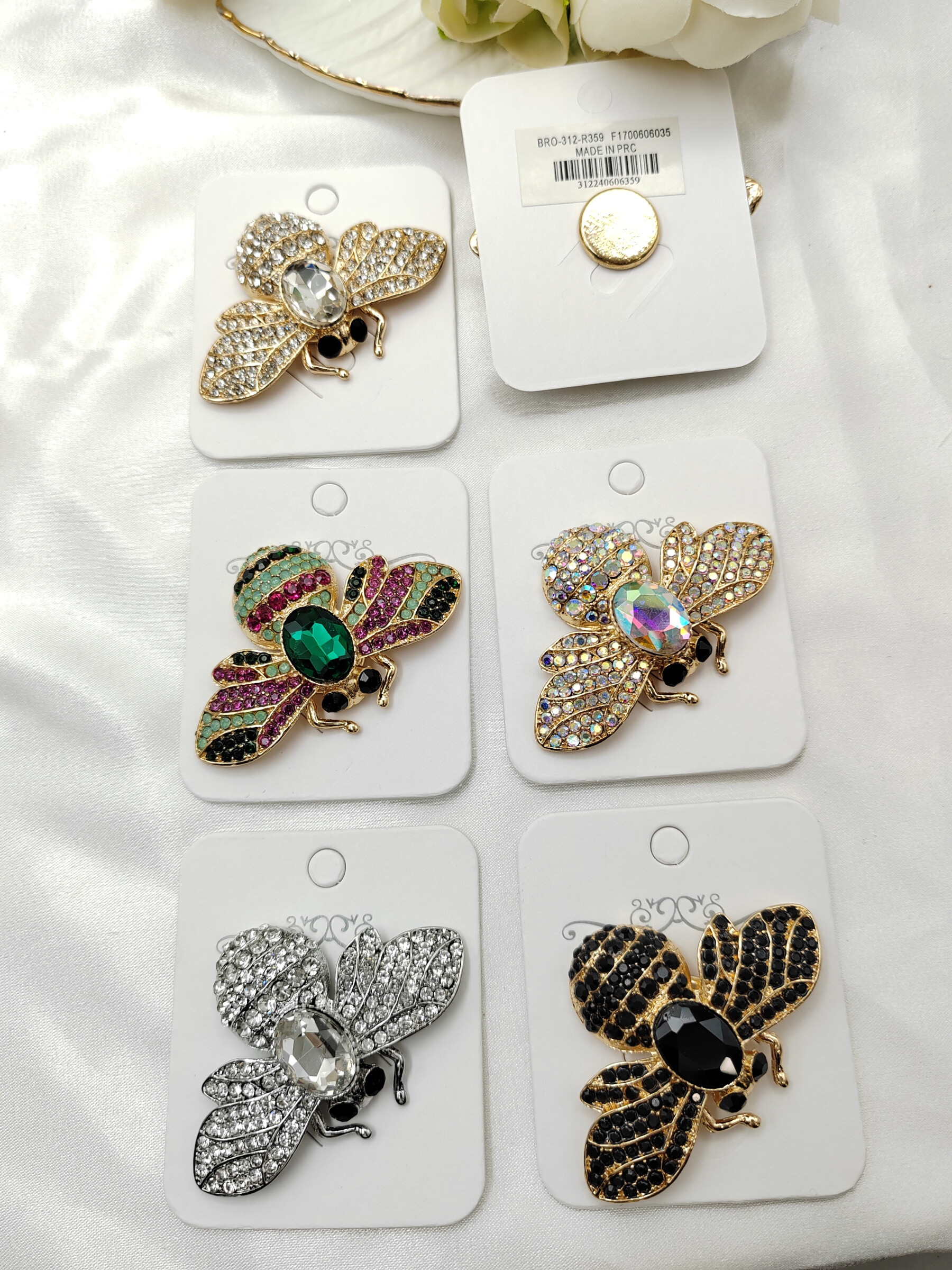 Wholesaler I.L JOLI B - Pin