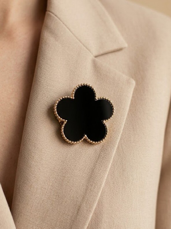 Grossiste I.L JOLI B - Broche aimantée fleur multicolores nacre en métal fantaisie