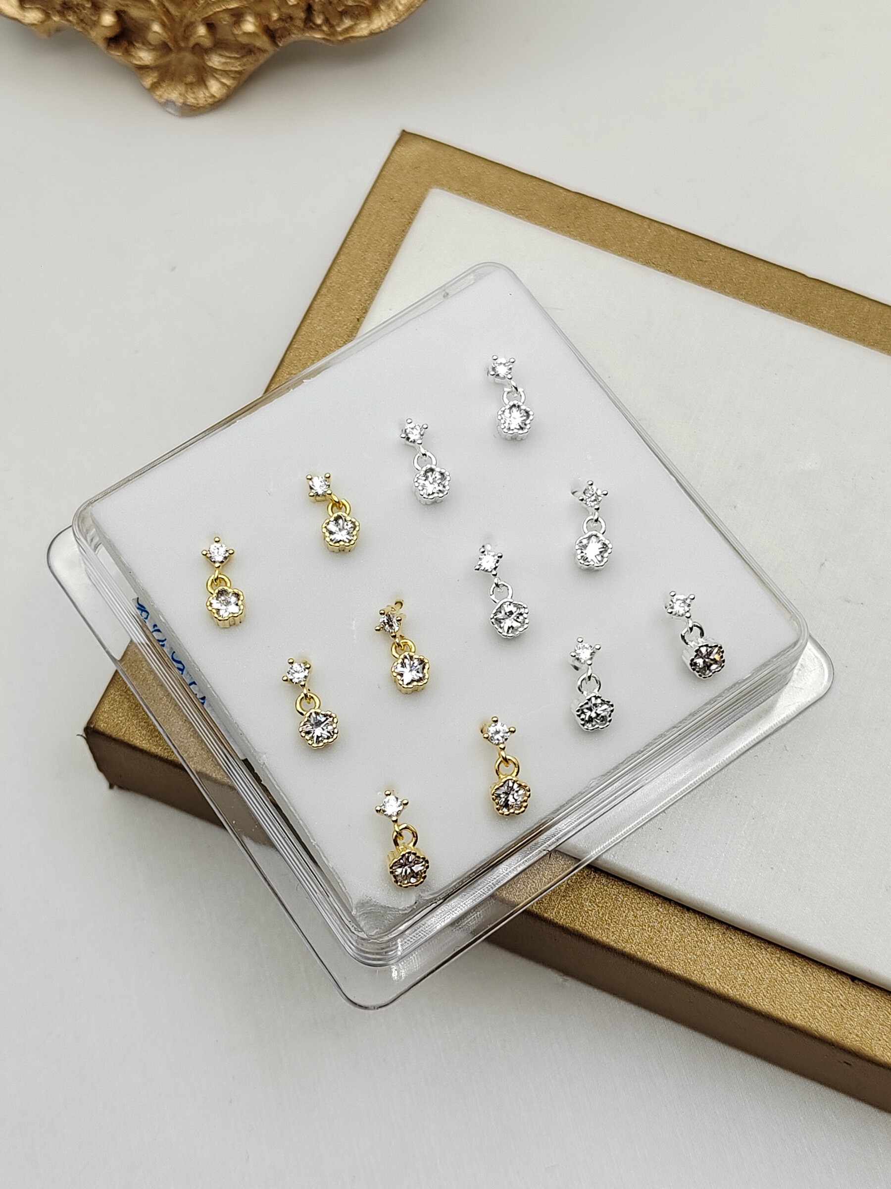 Grossiste I.L JOLI B - Boite de piercing de nez fantaisie