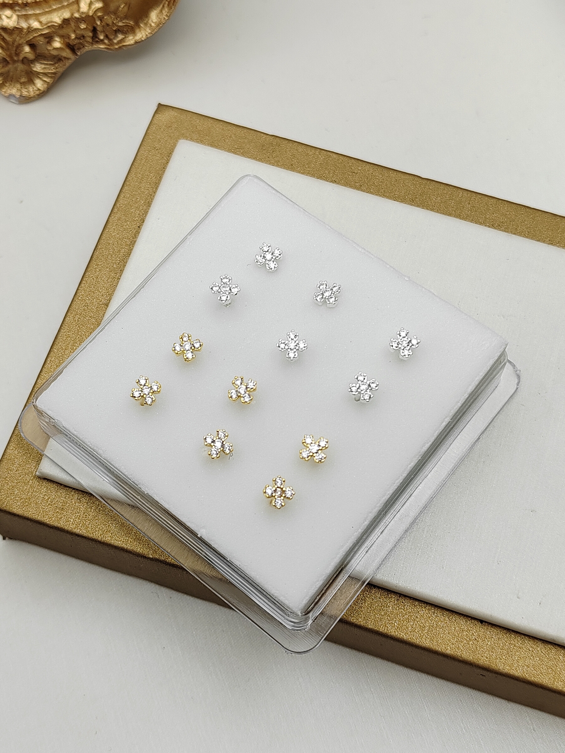 Grossiste I.L JOLI B - Boite de piercing de nez fantaisie