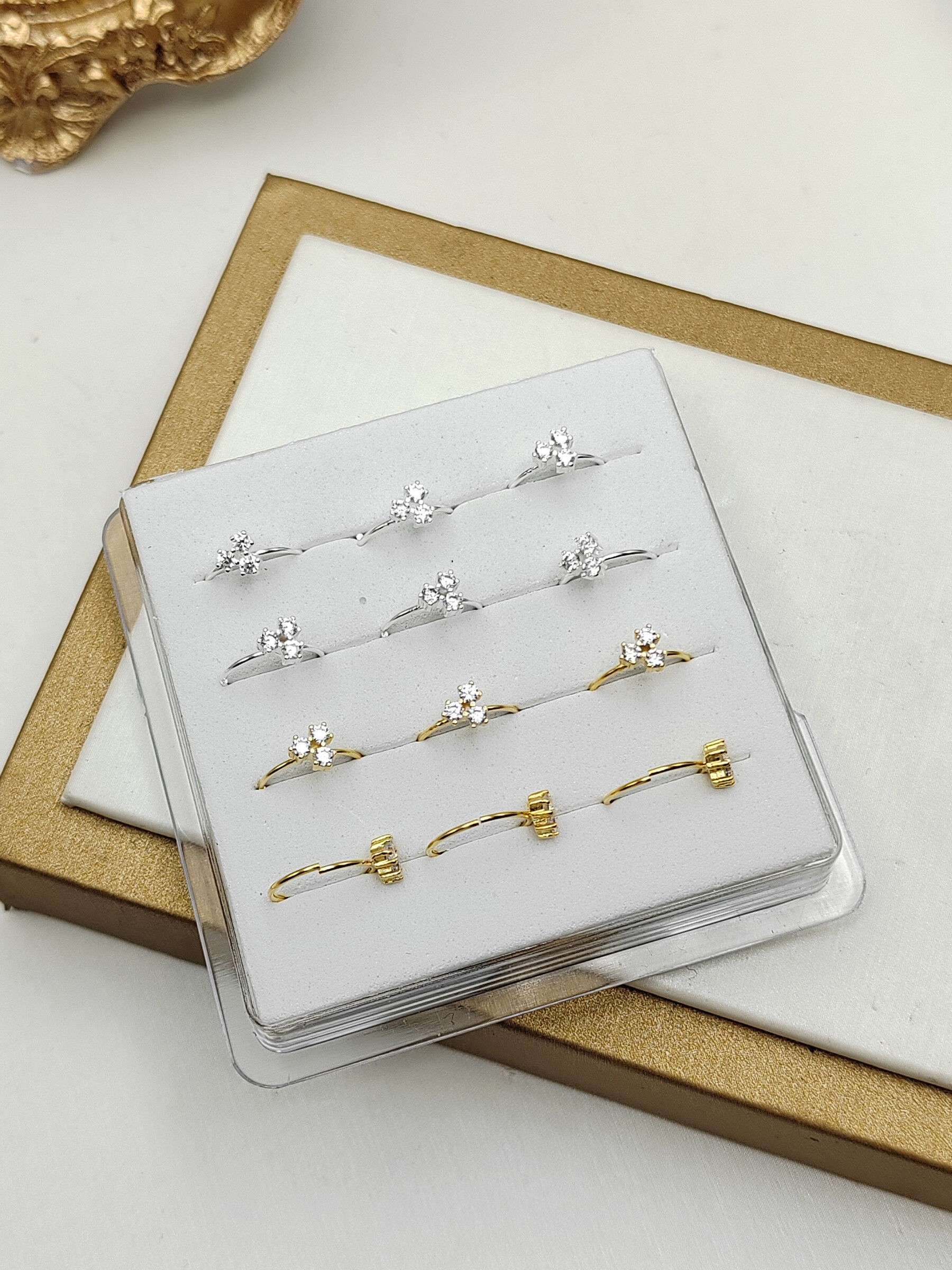 Grossiste I.L JOLI B - Boite de piercing de nez fantaisie