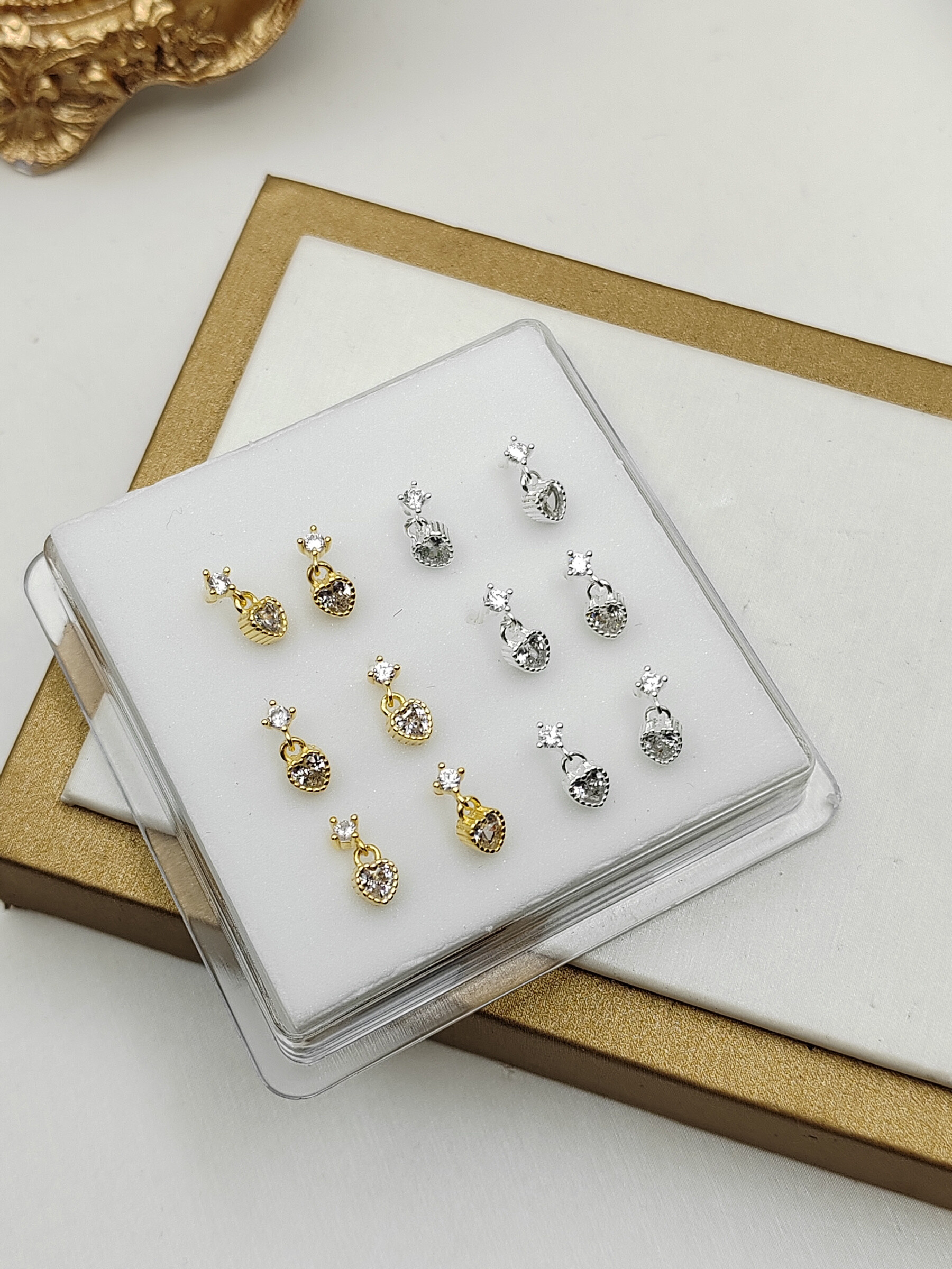 Grossiste I.L JOLI B - Boite de piercing de nez fantaisie