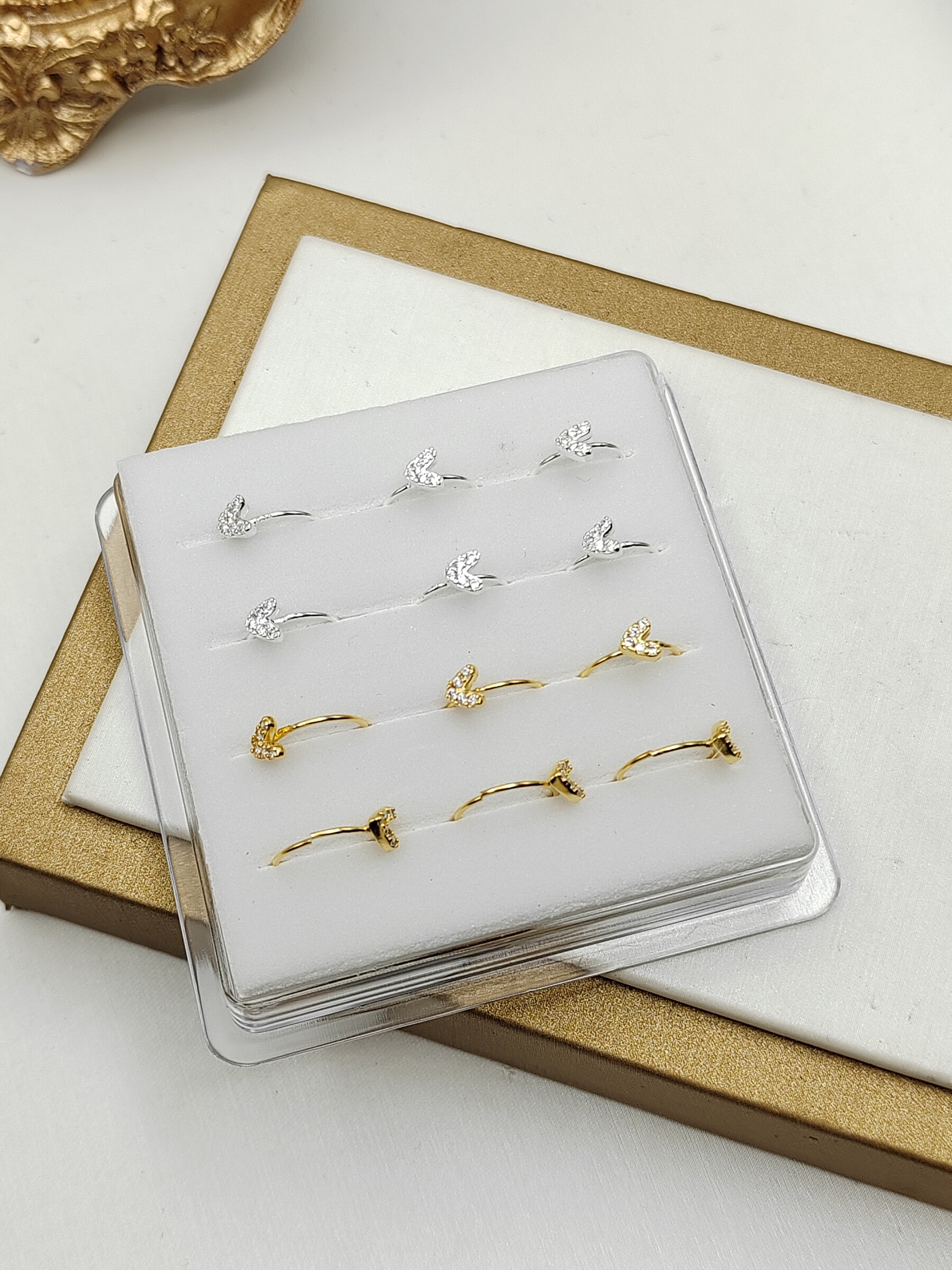 Grossiste I.L JOLI B - Boite de piercing de nez fantaisie