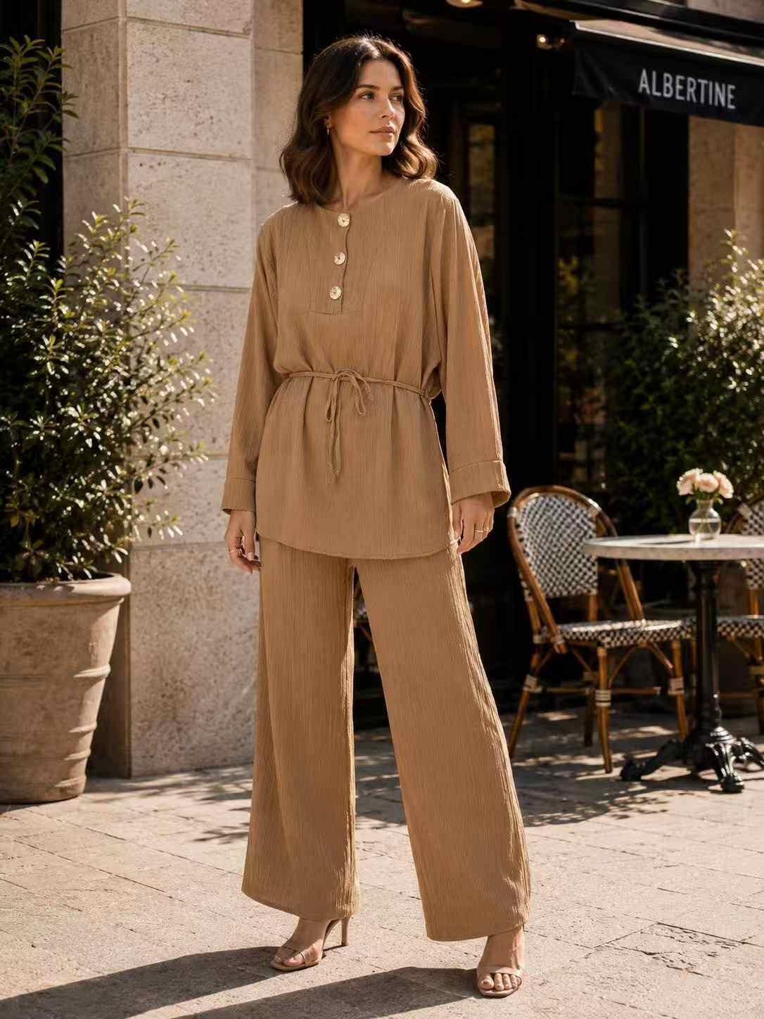 Grossiste I'Mod - Ensemble plissé tunique boutonnée et ceinturée avec pantalon large