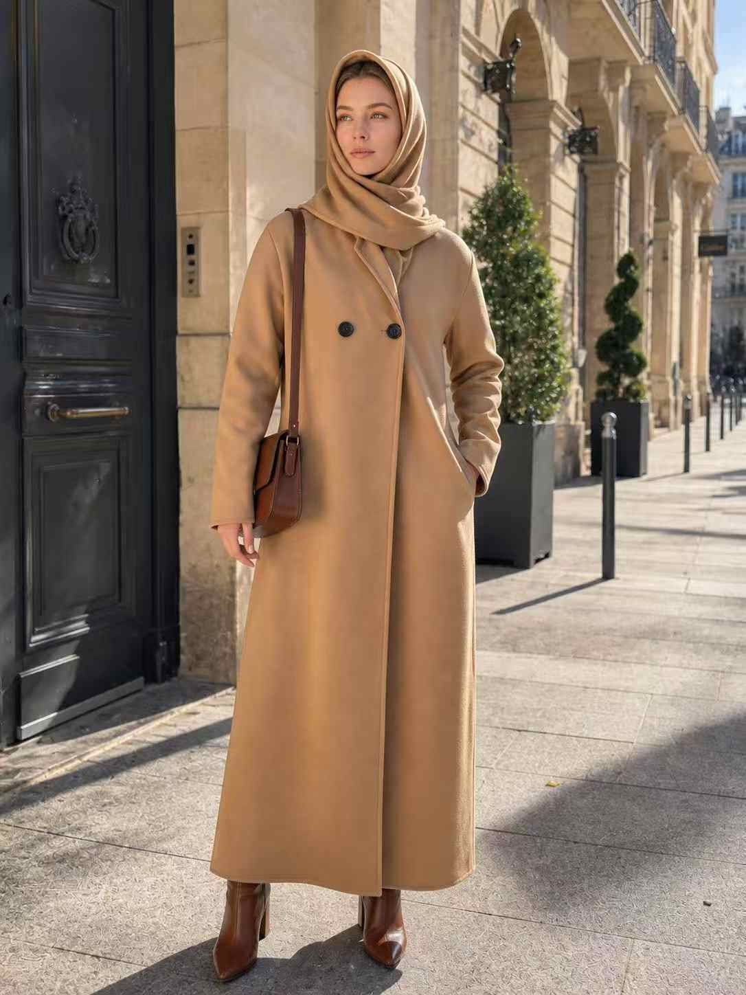 Grossista I'Mod - Cappotto lungo abbottonato con sciarpa
