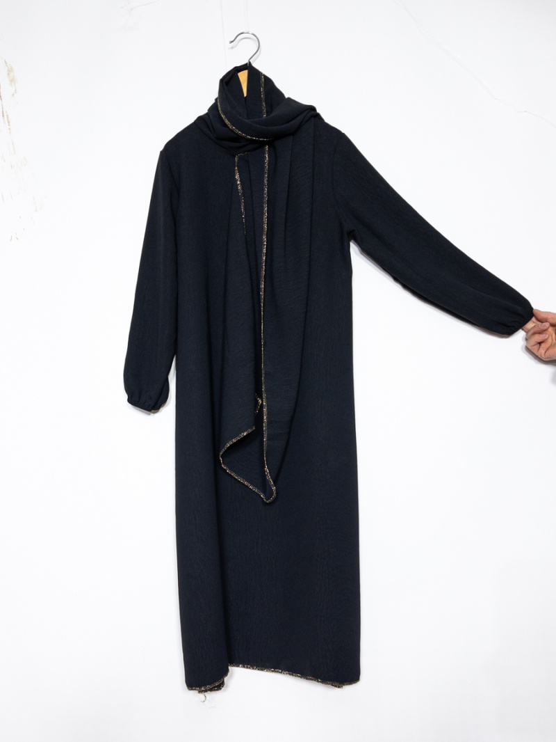 Grossiste IDEAL OUTFIT - Robe abaya enfants coutures dorées 6-14ans