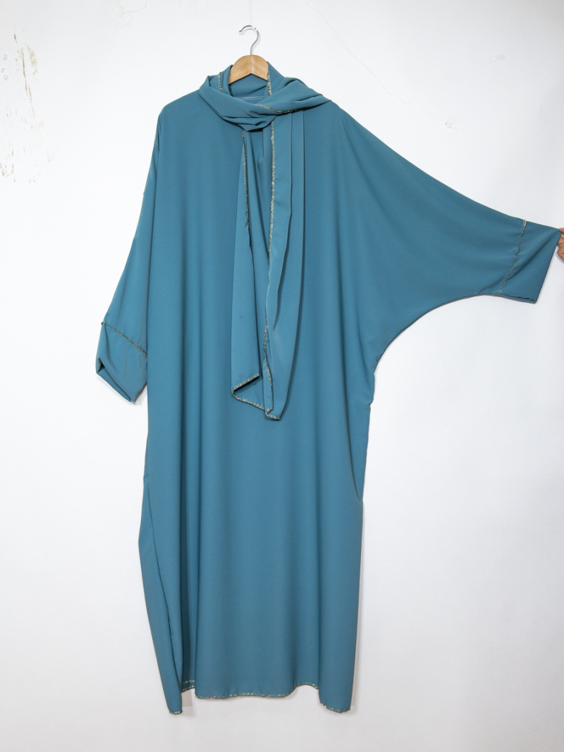 Robe abaya soie de Médine pour femme coutures dorées Paris Fashion Shops