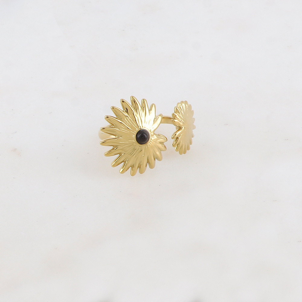 Wholesaler Ikita Paris - Ring embellished with 2 leaves and natural stone or mother-of-pearl