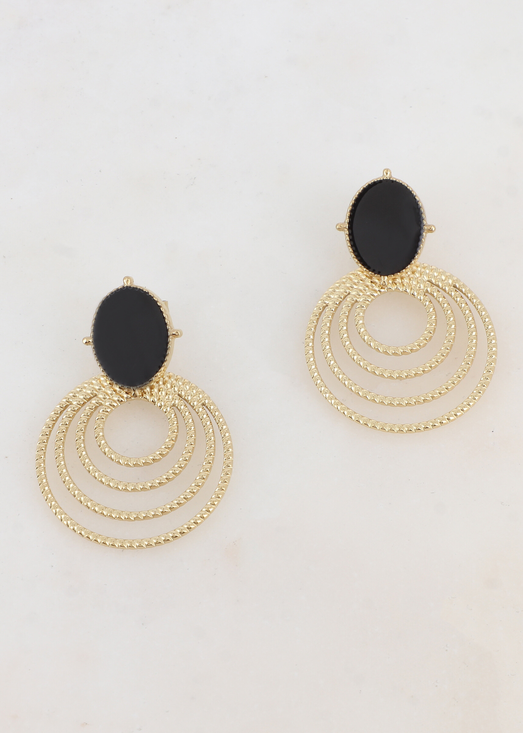 Wholesaler Ikita Paris - B.O to chip with enameled oval piece and 4 hammered rings