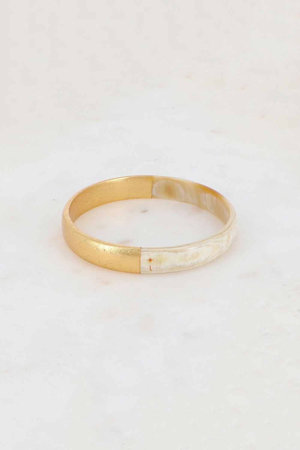 Mayorista Ikita Paris - Brazalete plano de cuerno de búfalo con hojas decorativas de oro