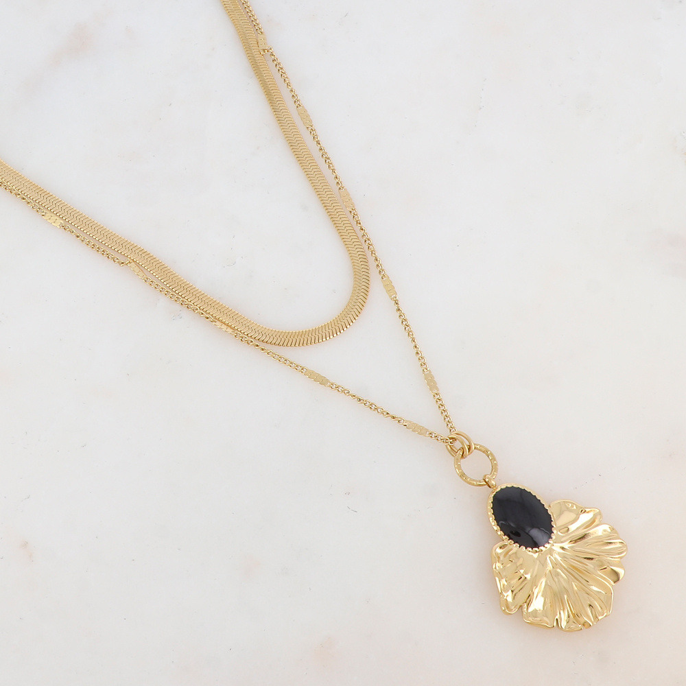 Wholesaler Ikita Paris - 2-row necklace with mesh, foliage pendant and natural stone or mother-of-pearl