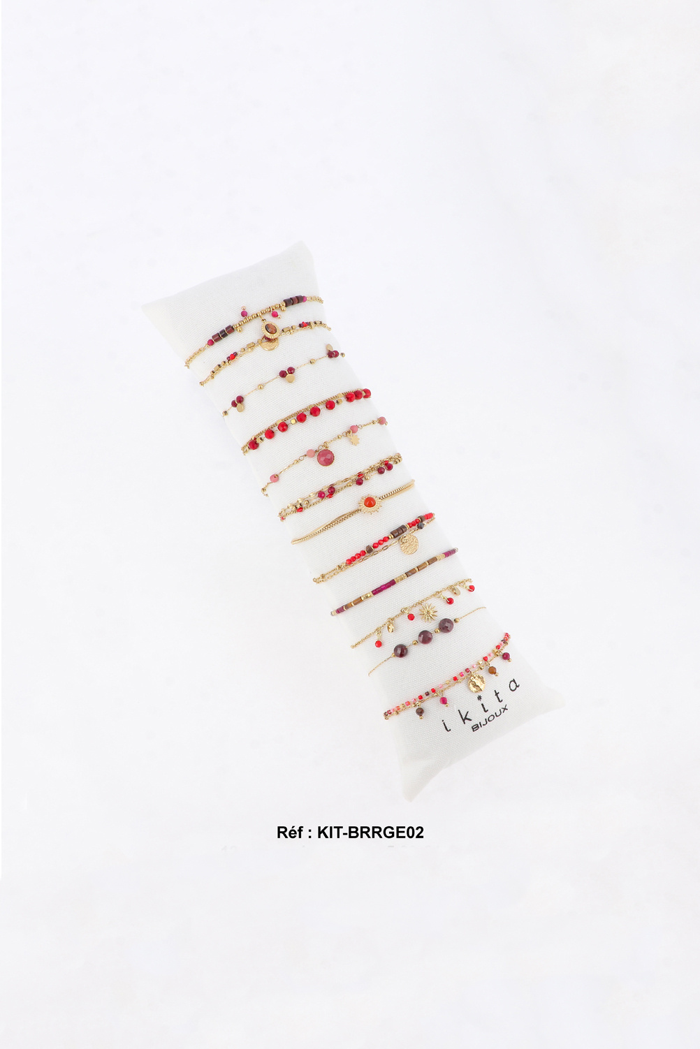 Großhändler Ikita Paris - Set mit 12 Armbändern. Kissen gratis. Durchschnittspreis: 5,00 € zzgl. MwSt.