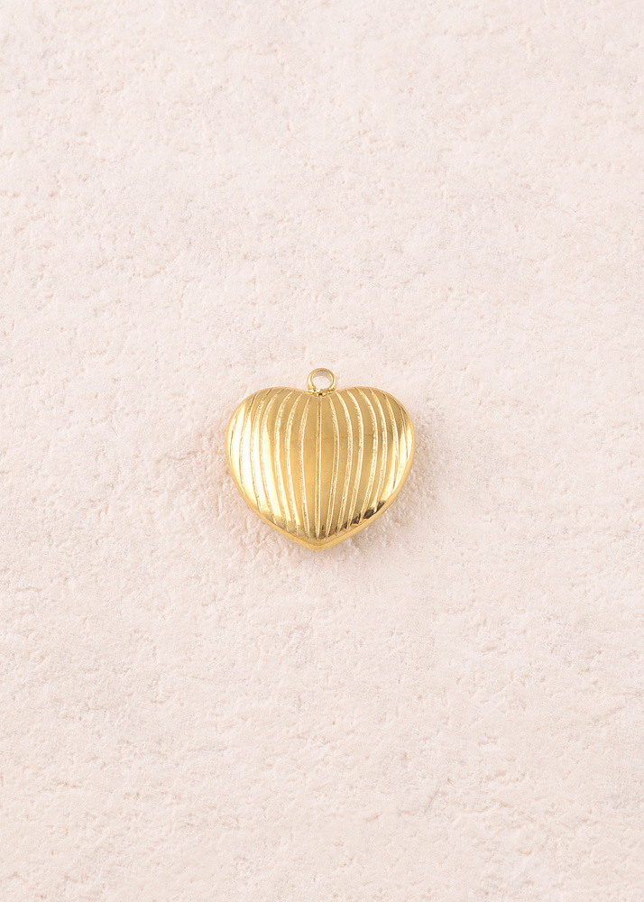 Wholesaler Ikita Paris - Lot of 3 pendants formed textured heart (size M)