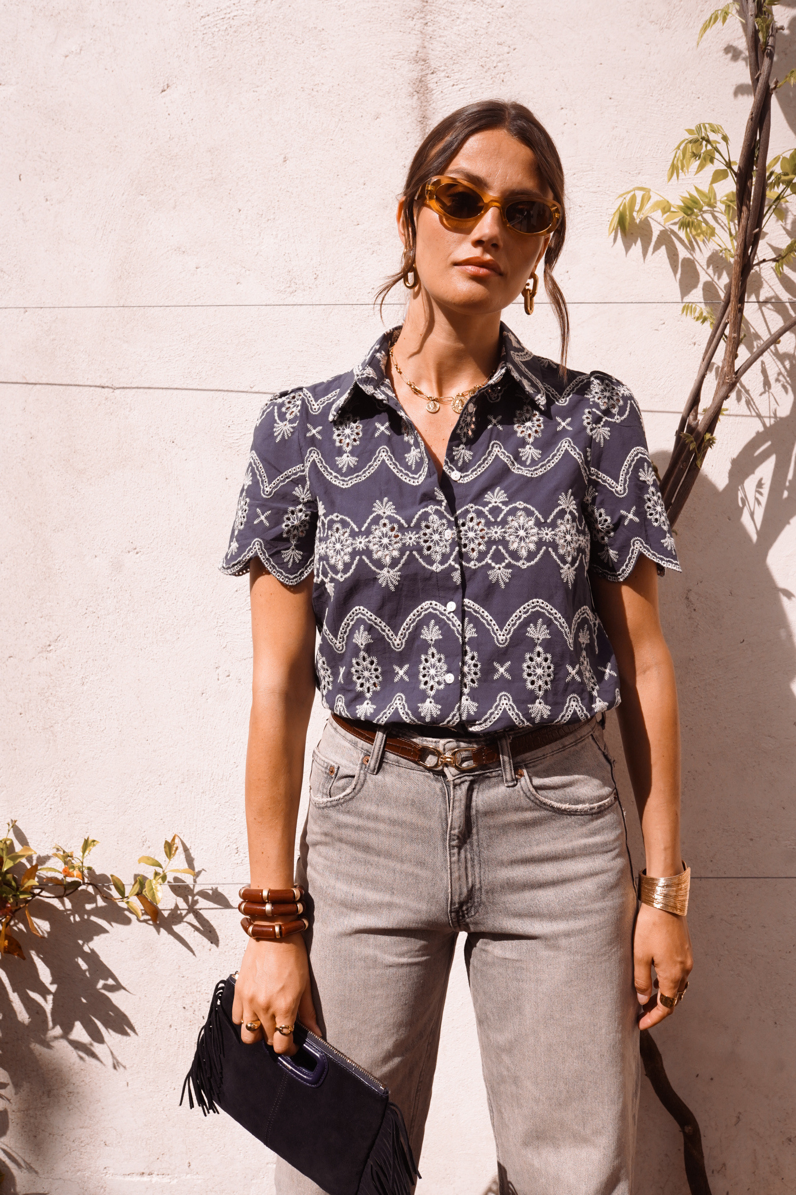 Grossiste In April 1986 Outlet - Chemise brodée bleu marine.