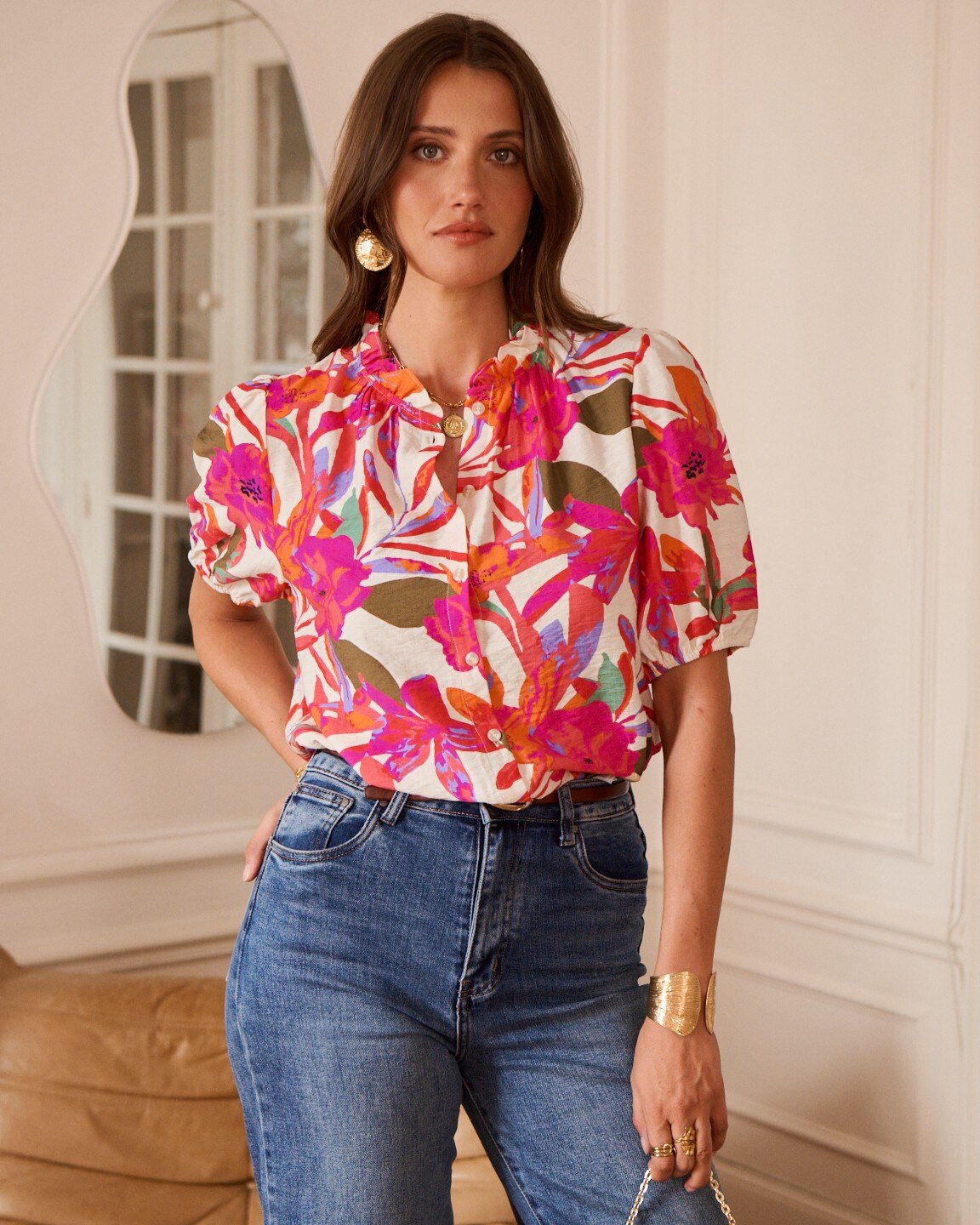 Mayorista In April 1986 - Blusa estampada floral multicolor – Elegancia colorida y femenina.
