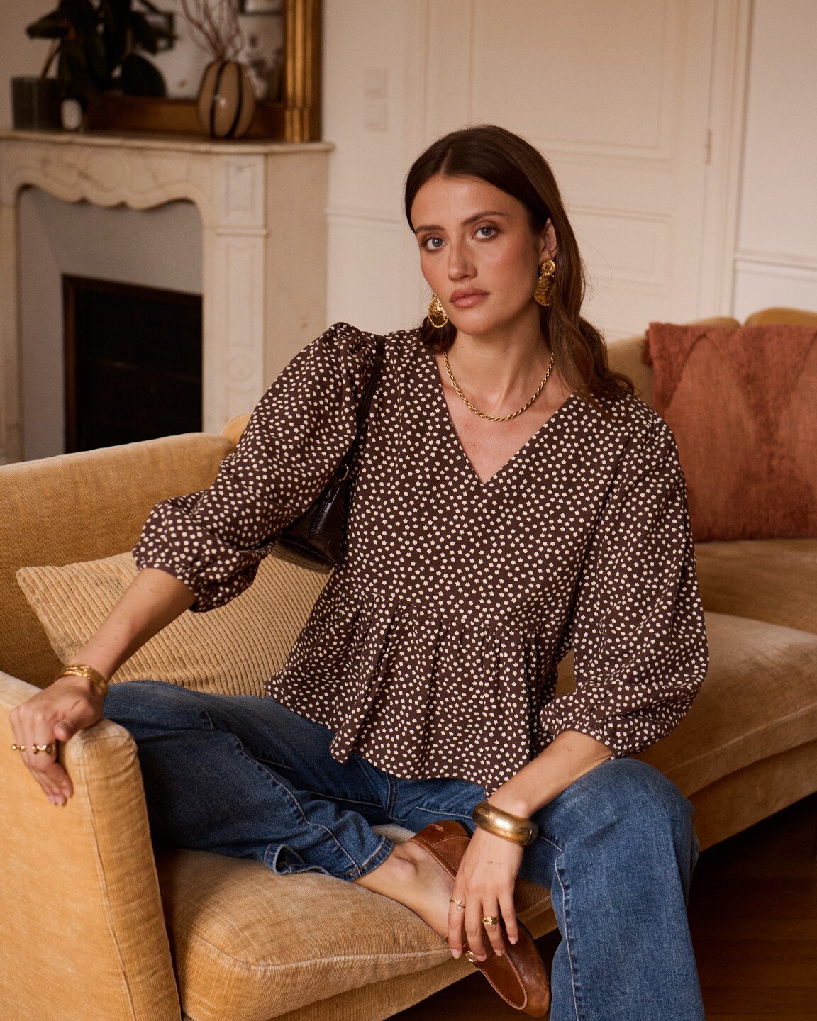 Grossiste In April 1986 - Blouse imprimée à volants.