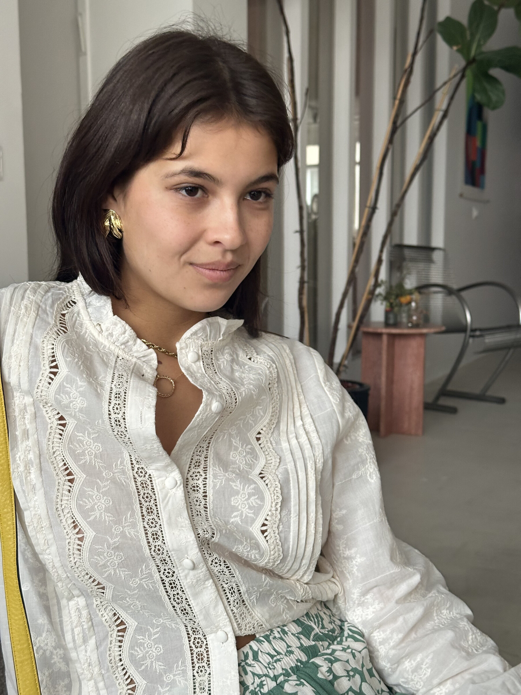 Grossiste In April 1986 - Chemise – Intemporelle et moderne, elle se porte aussi bien rentrée que lâchée.