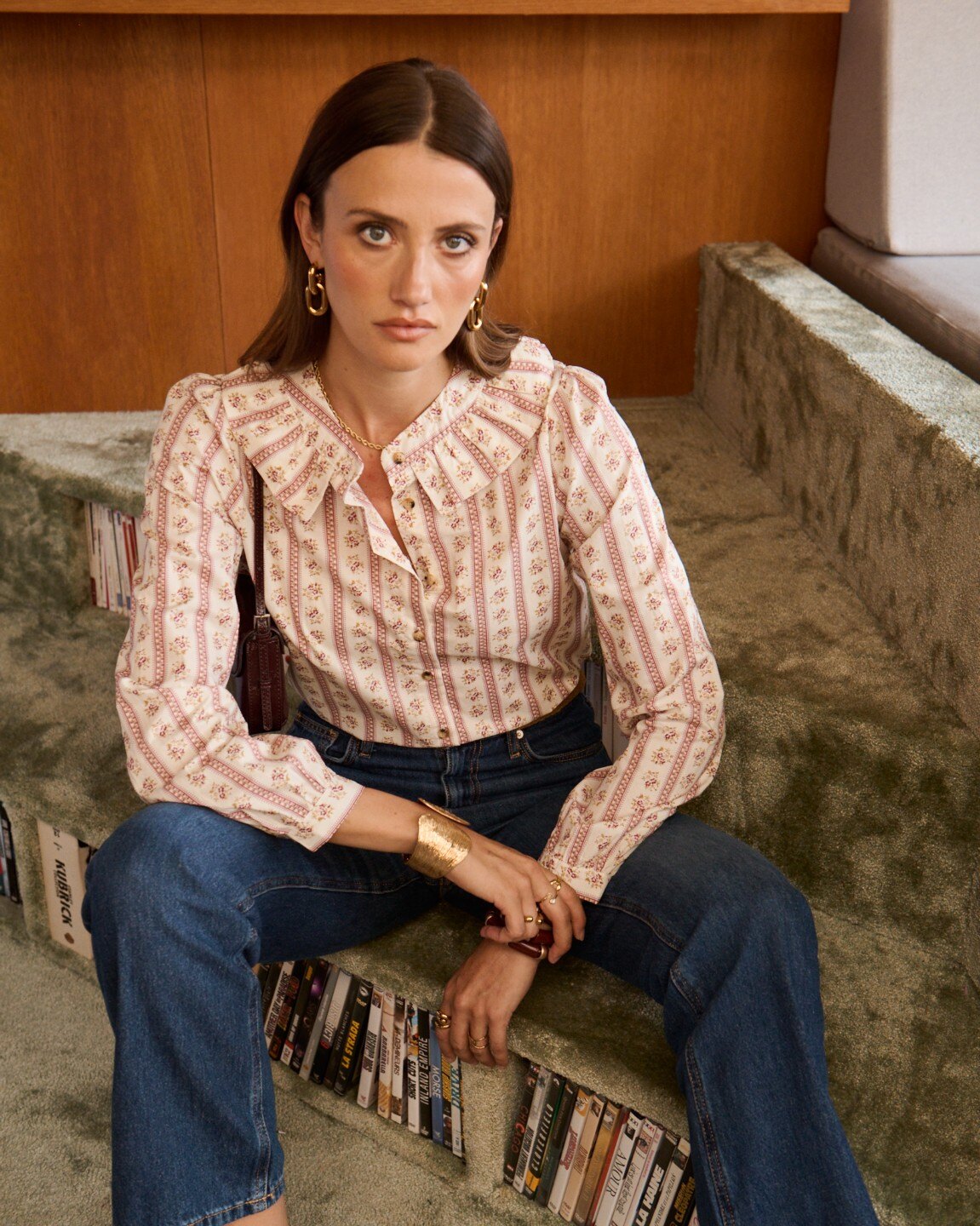 Grossiste In April 1986 - Blouse imprimée à col volanté.