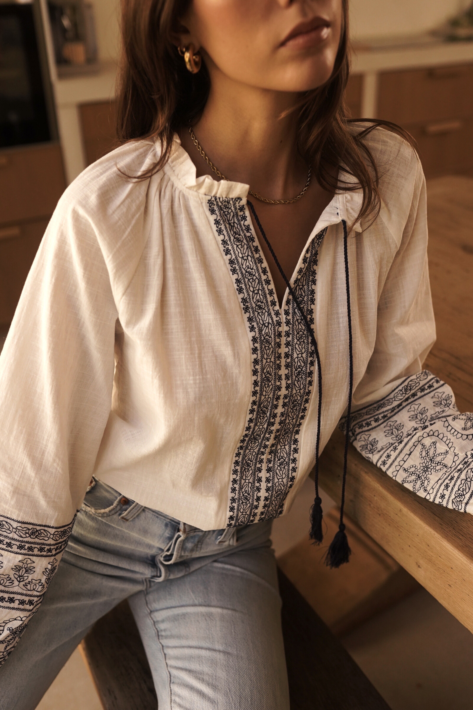 Grossiste In April 1986 - Chemise – Intemporelle et moderne, elle se porte aussi bien rentrée que lâchée.