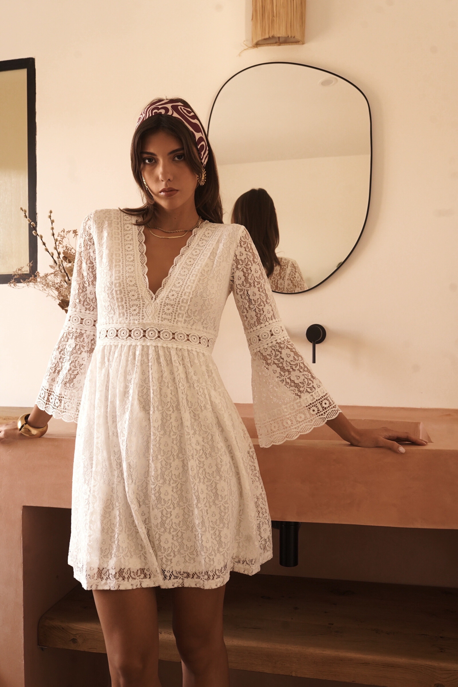 Grossiste In April 1986 - Robe  – Intemporelle et flatteuse, elle met en valeur toutes les silhouettes.