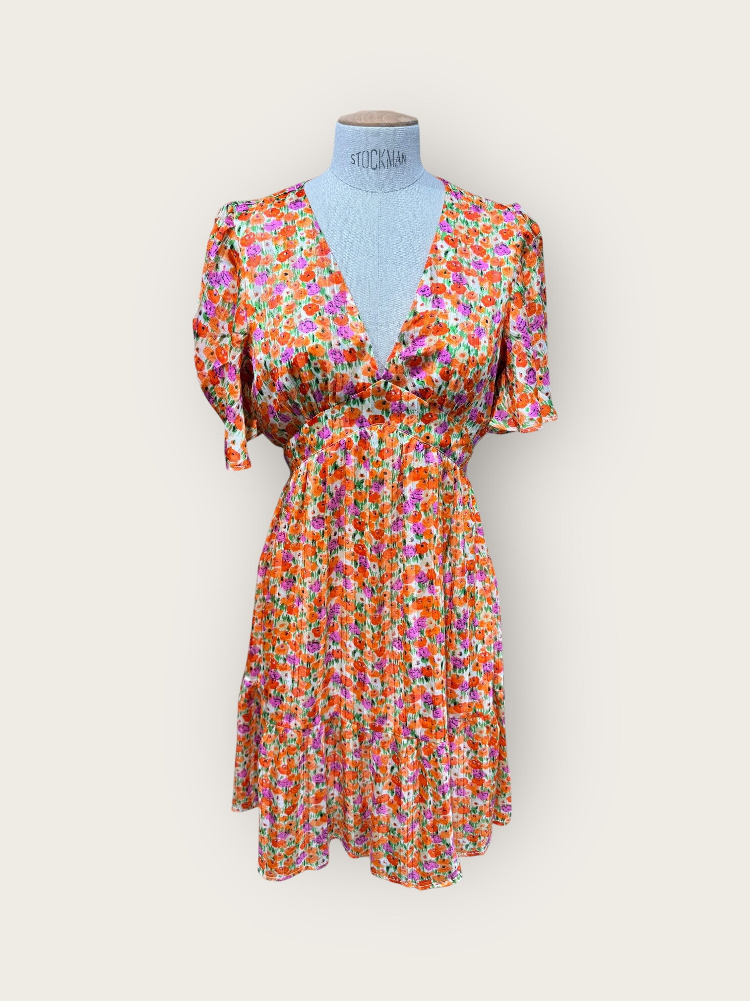 Mayorista In April 1986 - Vestido de flores cortos con escote cruzado y corte de líquido