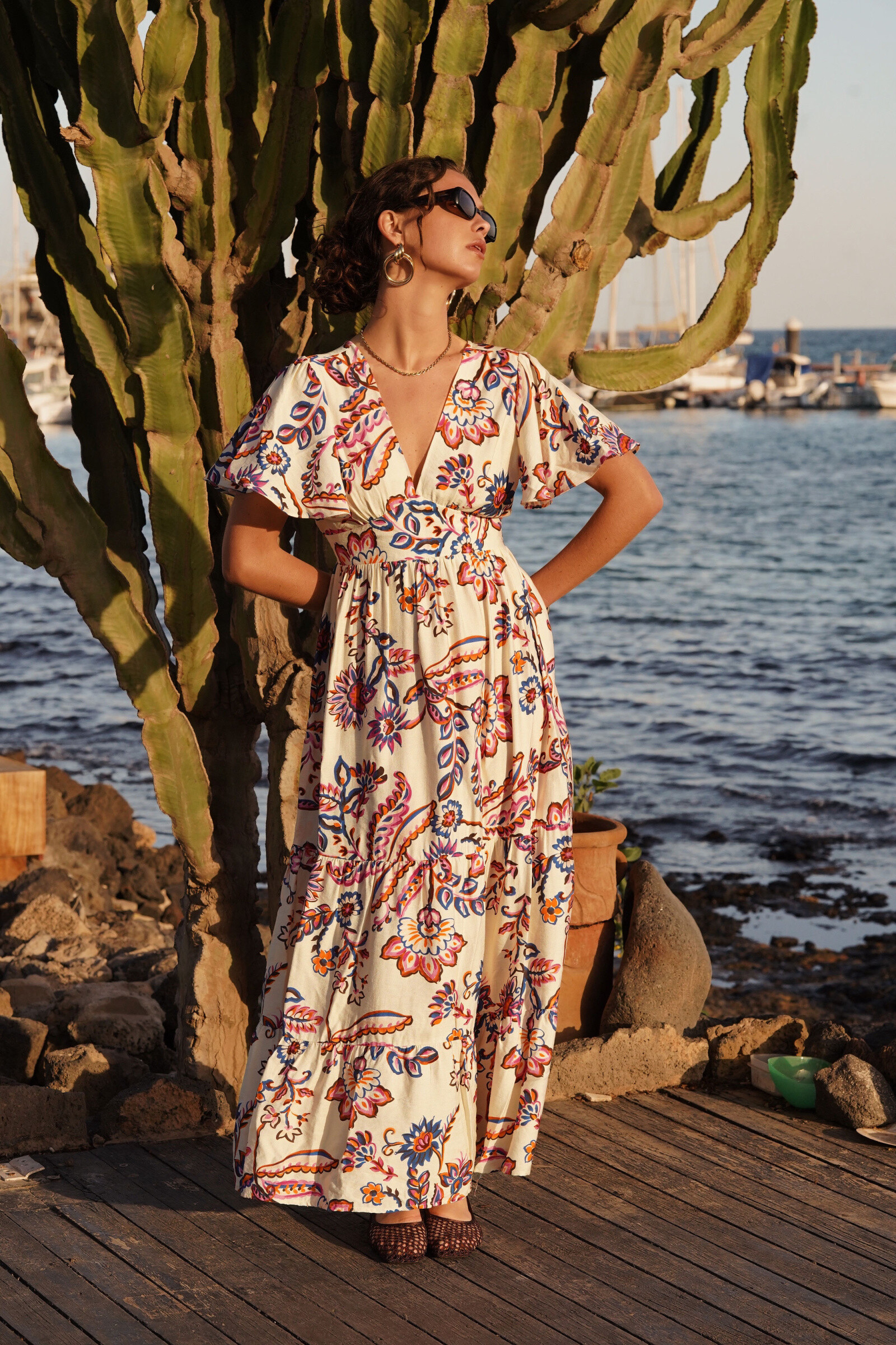 Grossiste In April 1986 - Robe – Élégance effortless pour une tenue chic en un clin d'œil.