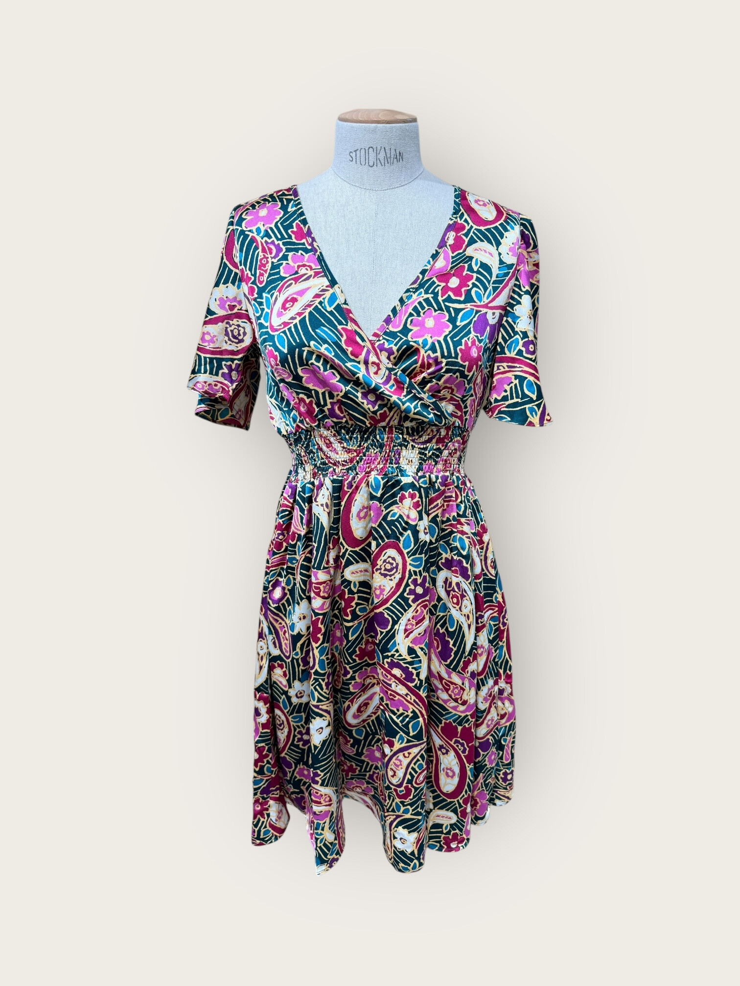 Grossiste In April 1986 - Robe imprimée croisée à taille smockée et manches courtes