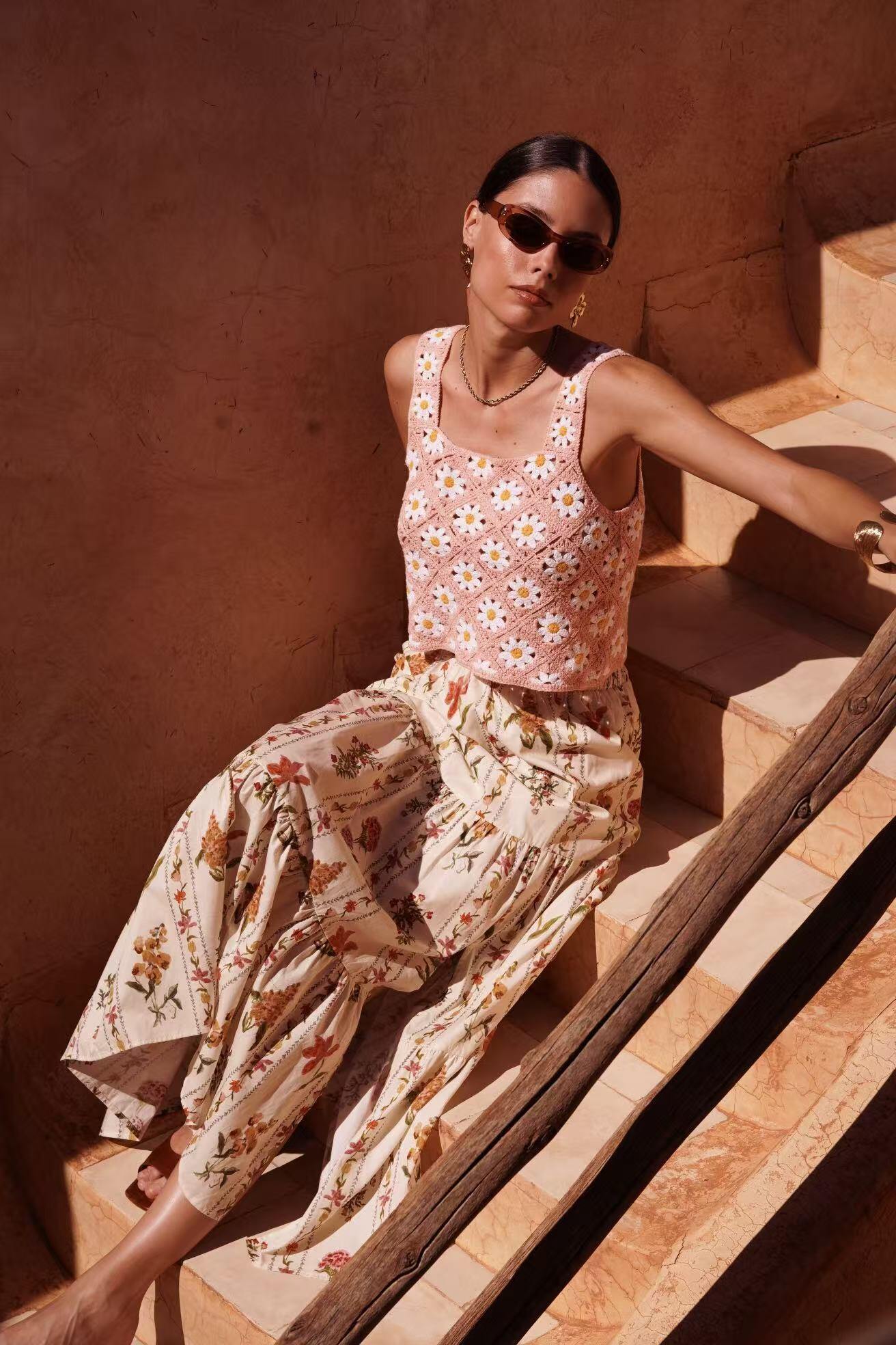 Großhändler In April 1986 - Gehäkeltes Oberteil mit Gänseblümchen – Boho-Sommerflair