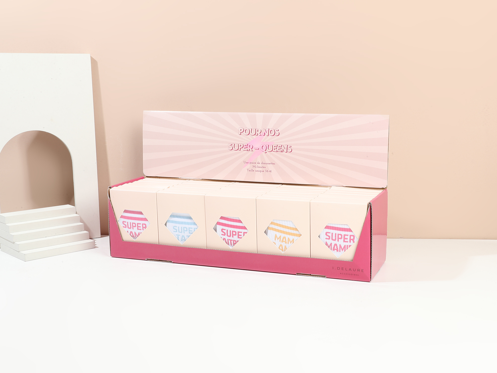 Mayorista Ines Delaure - Caja de 35 pares de calcetines: 5 diseños diferentes para mujeres