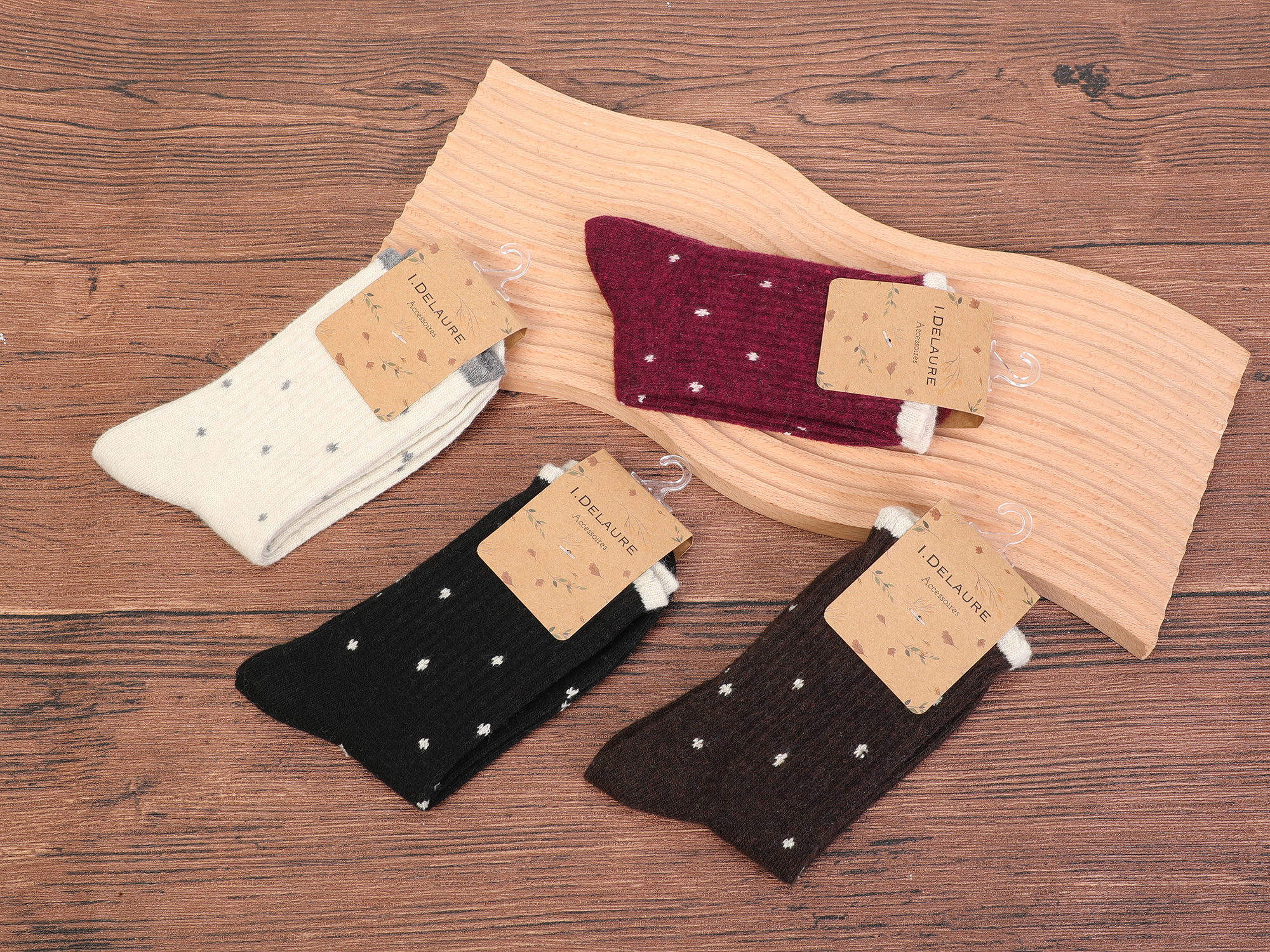 Wholesaler Ines Delaure - Thick socks with small polka dots