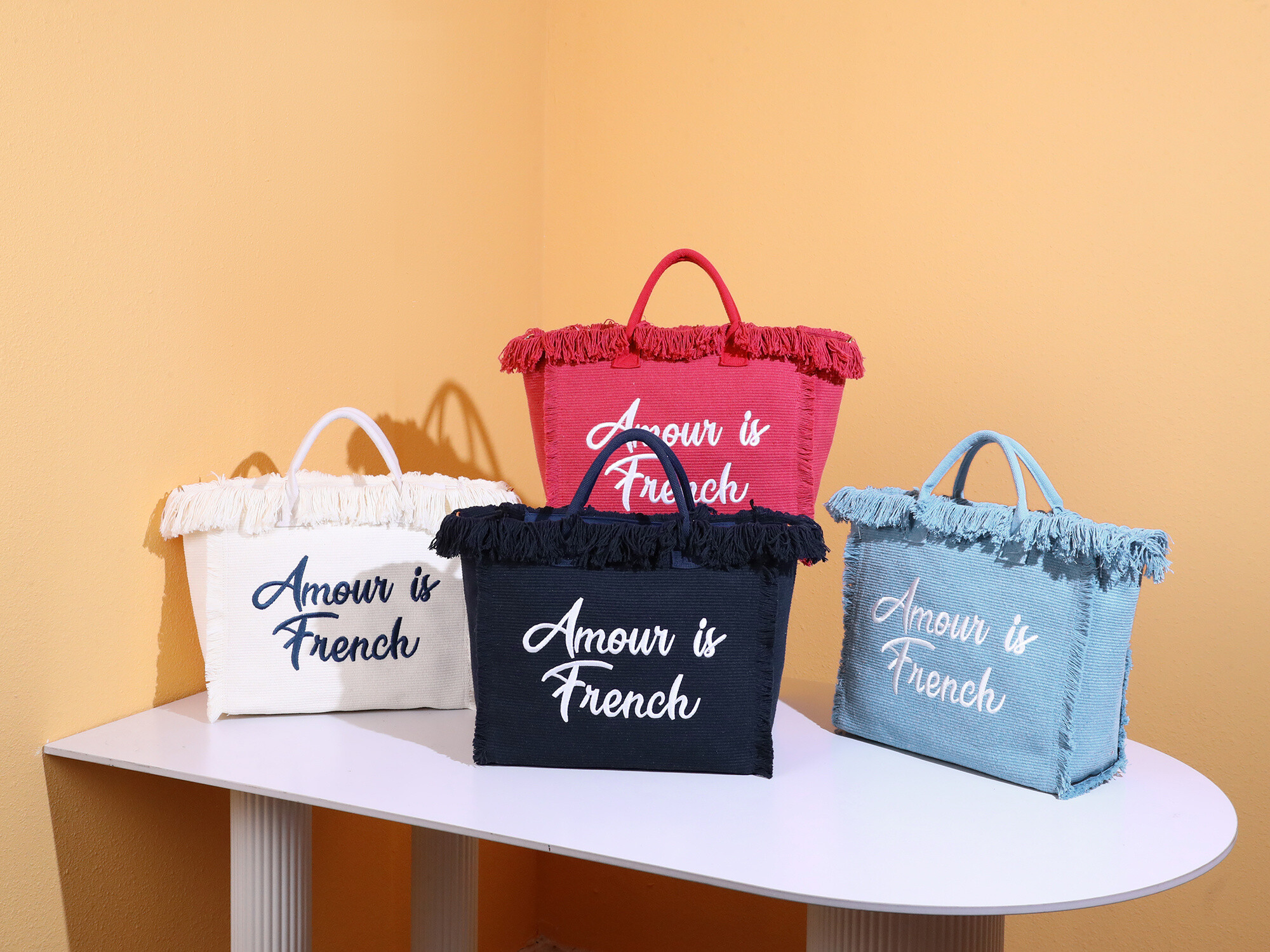 Wholesaler Ines Delaure - Zipped tote "Love is French"