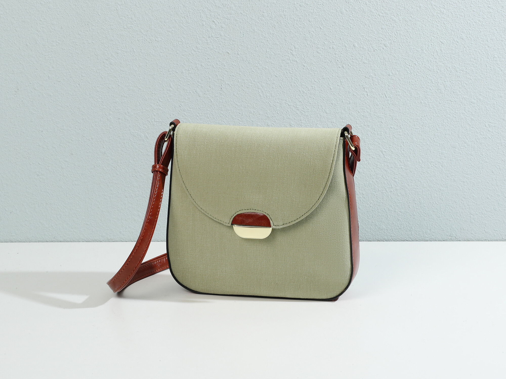 Wholesaler Ines Delaure - Flap shoulder bag