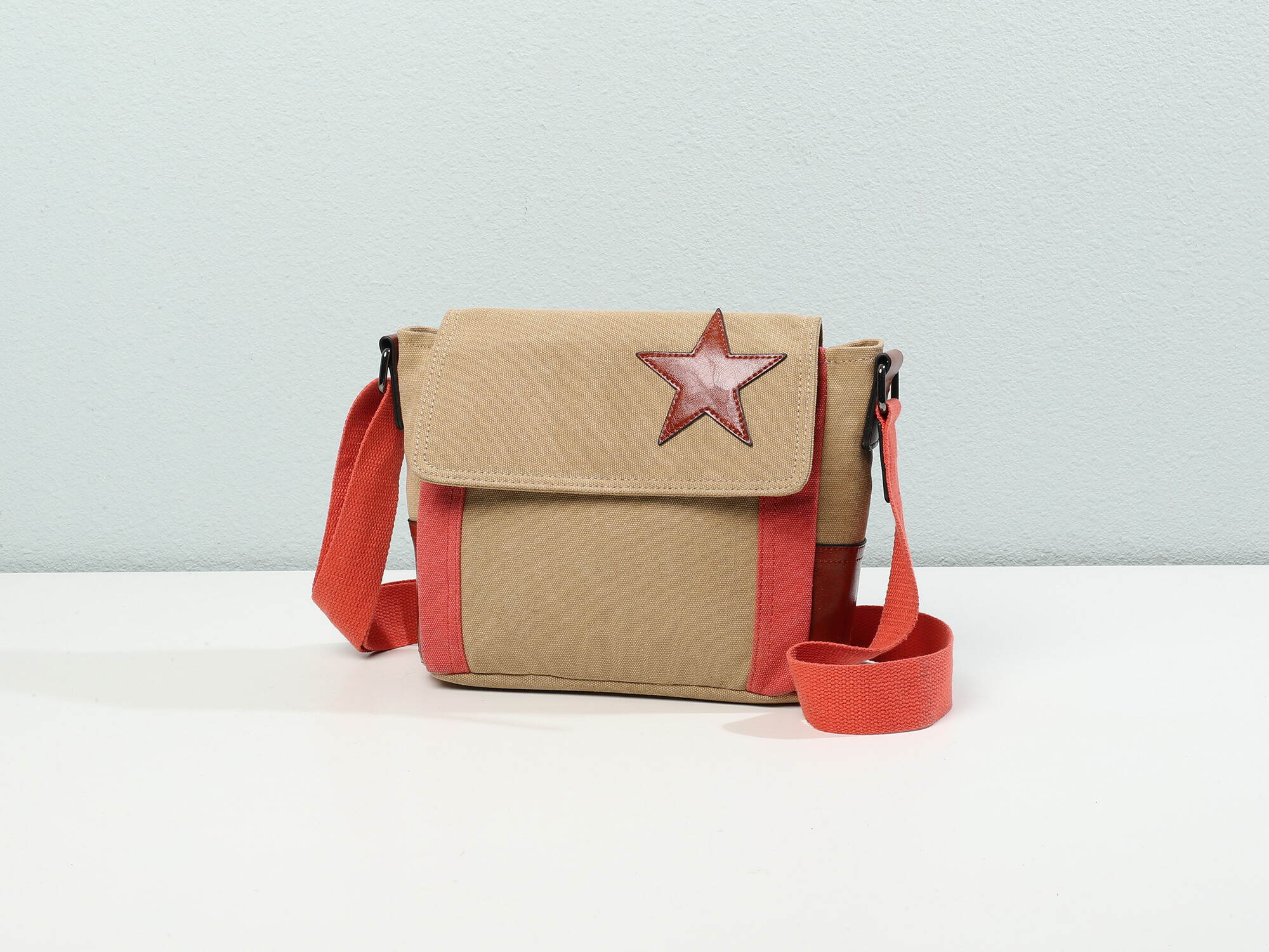 Wholesaler Ines Delaure - Zipped shoulder bag