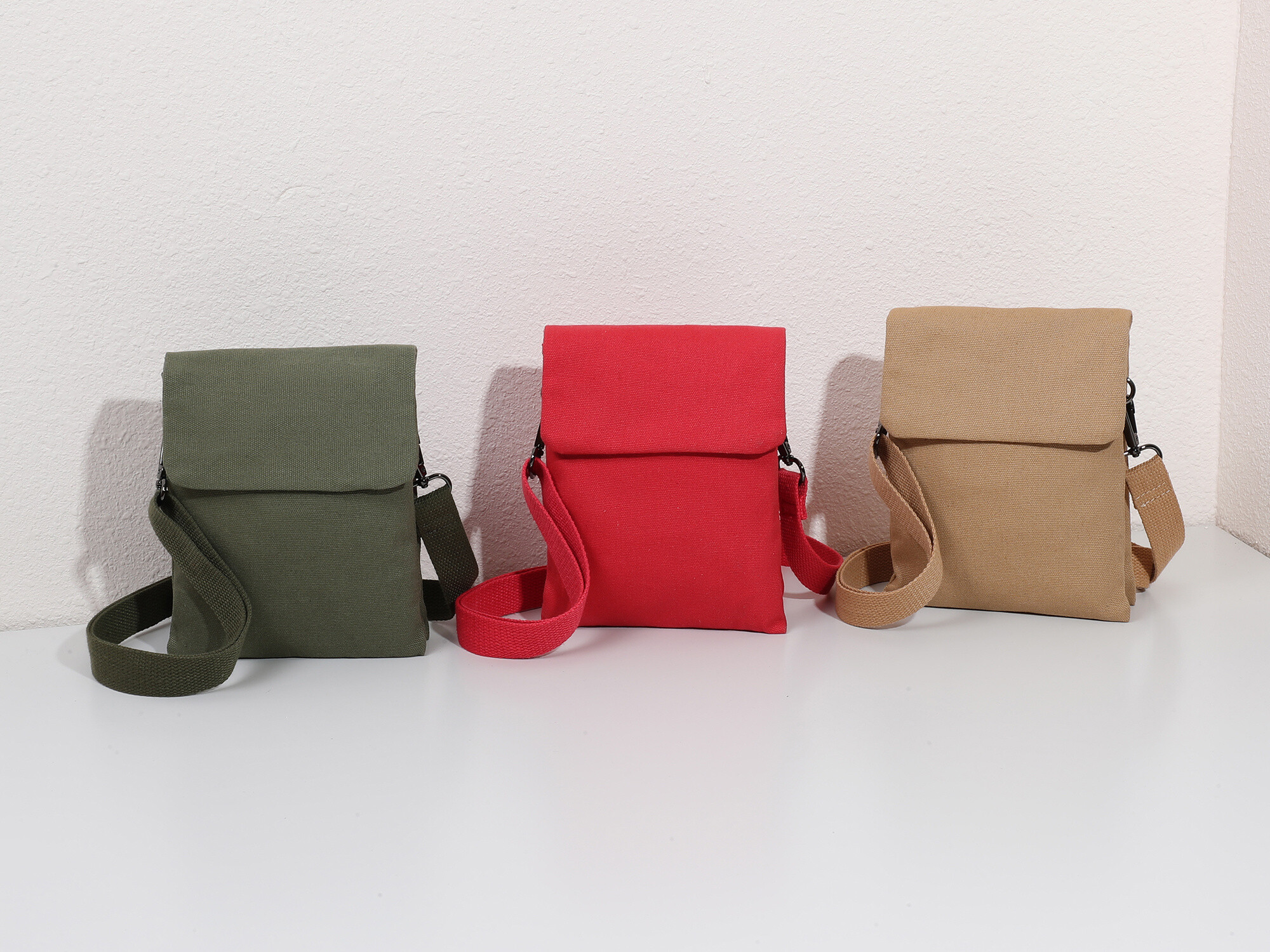 Wholesaler Ines Delaure - Phone pouch 2 compartments