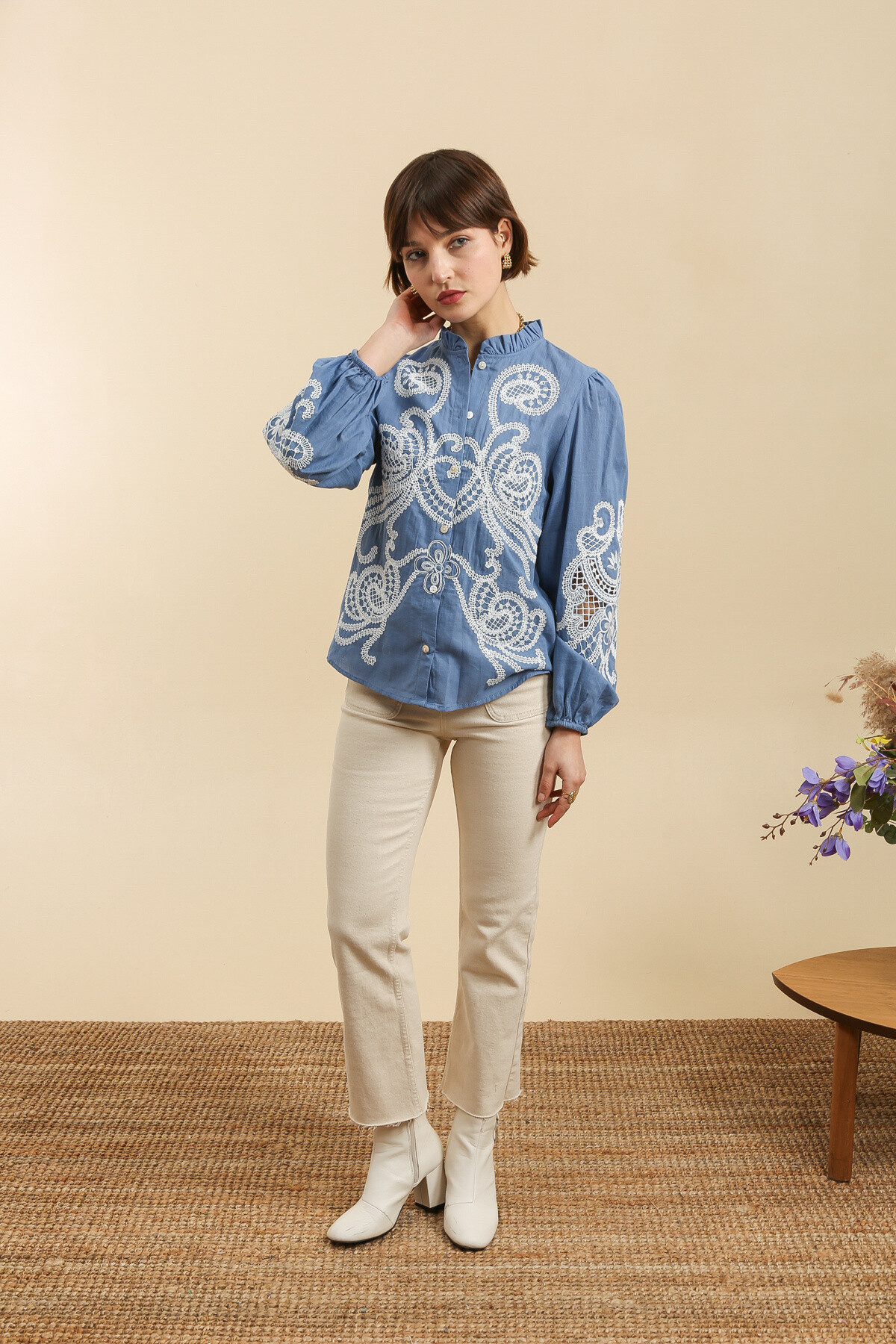 Wholesaler Inspiration Studio - ? Romantic cotton embroidered blouse - elegance and finesse ?